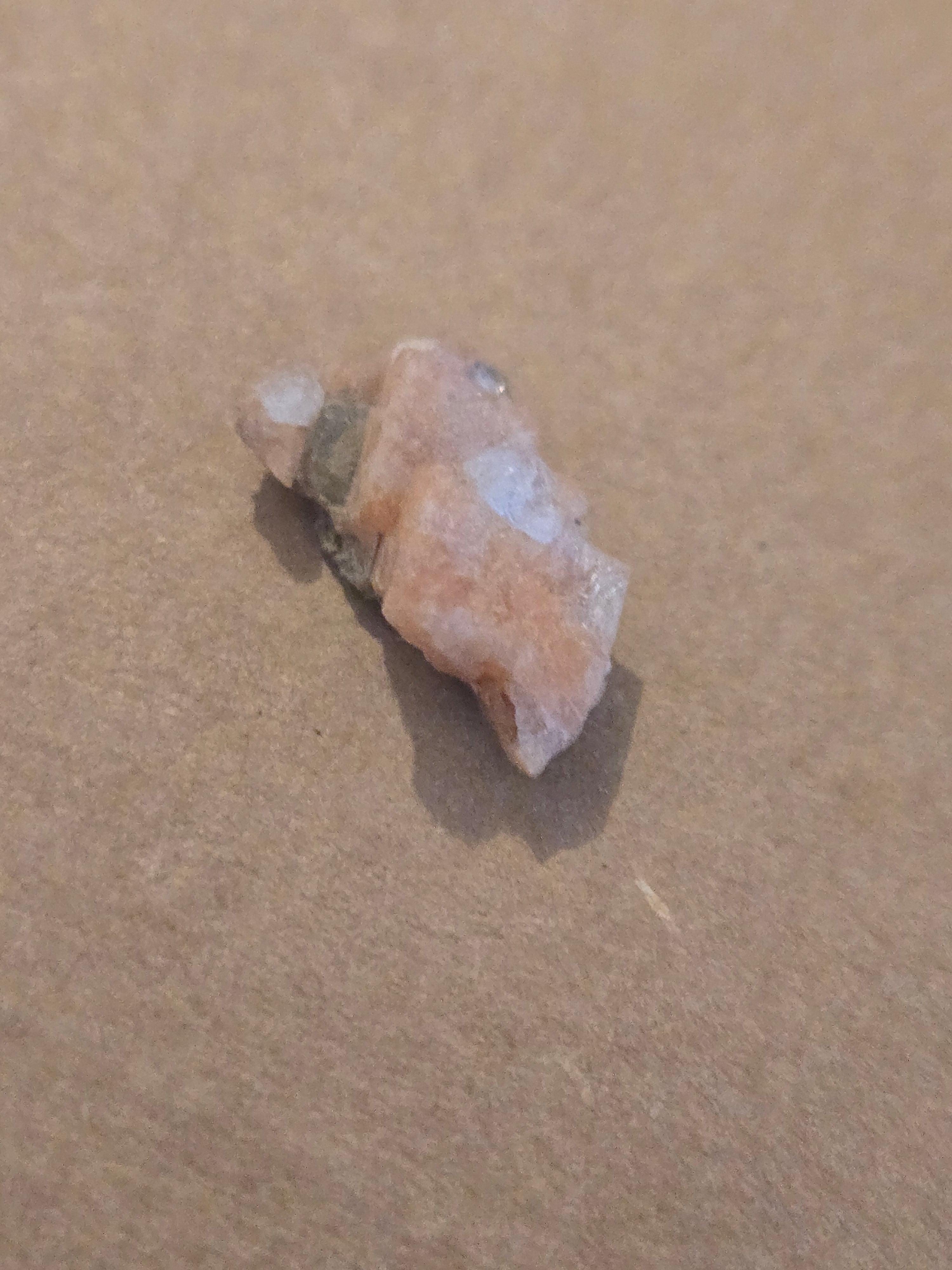 Gmelinite with analcime