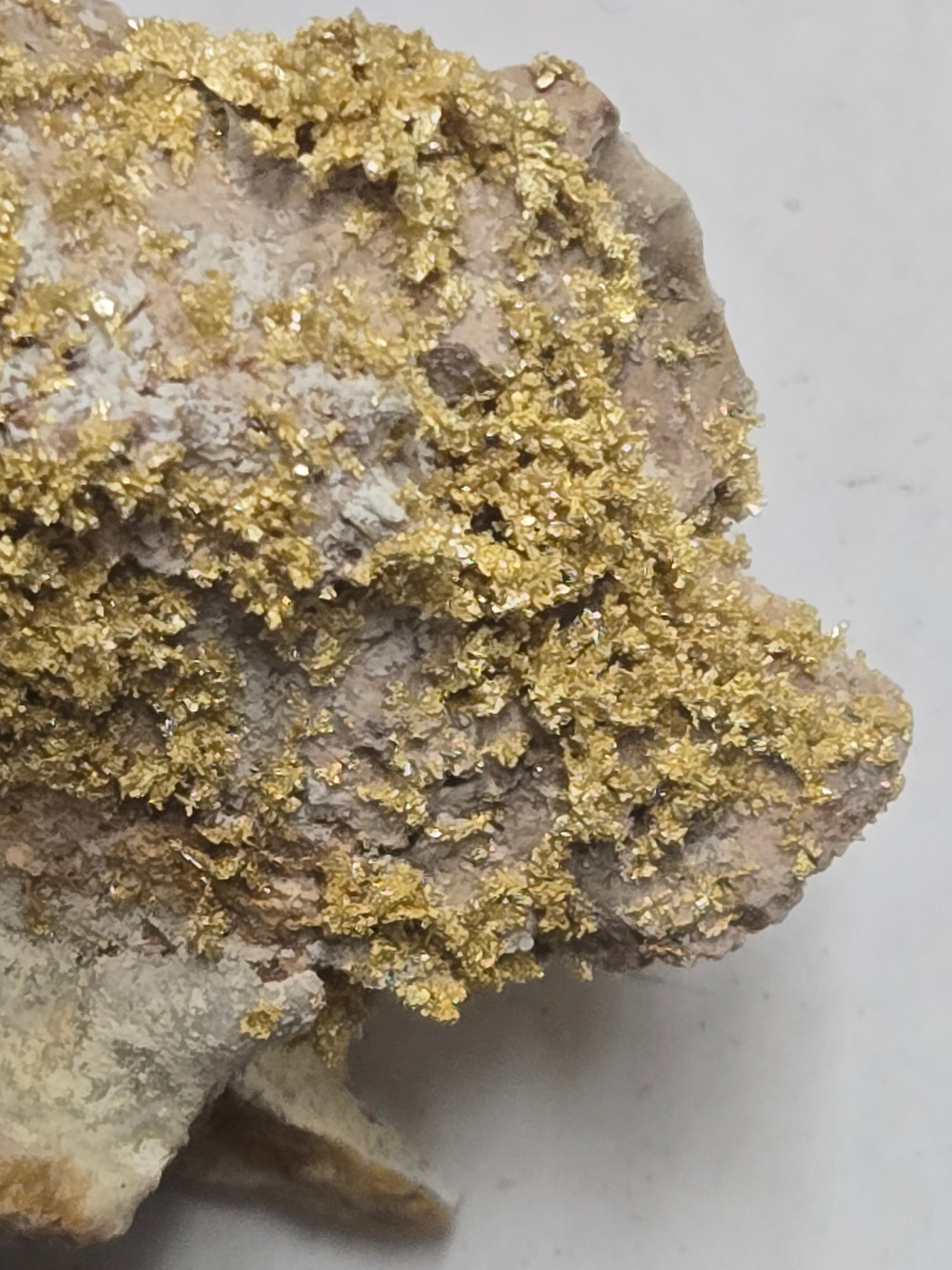 Gold specimen