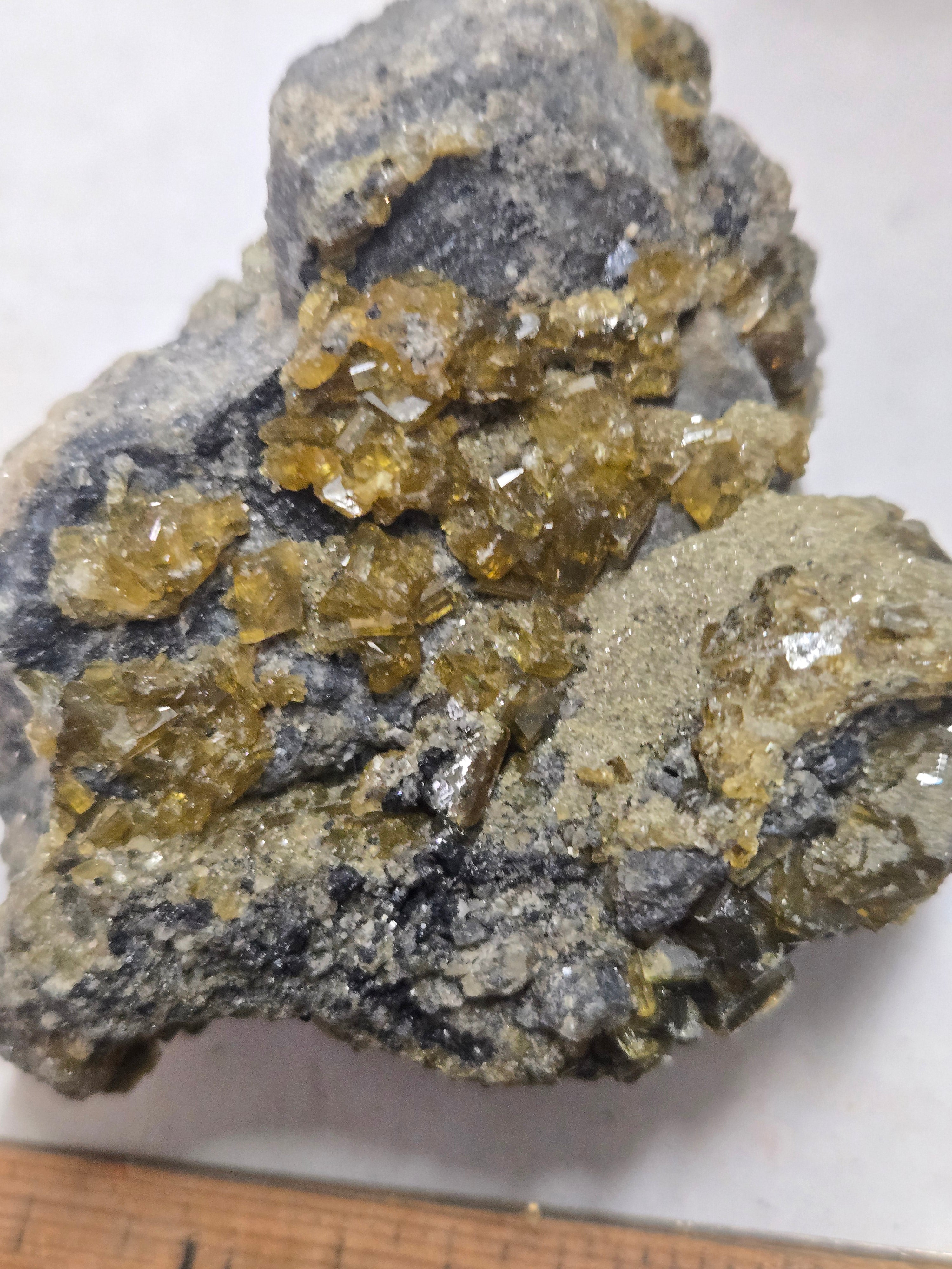Golden barite in matrix