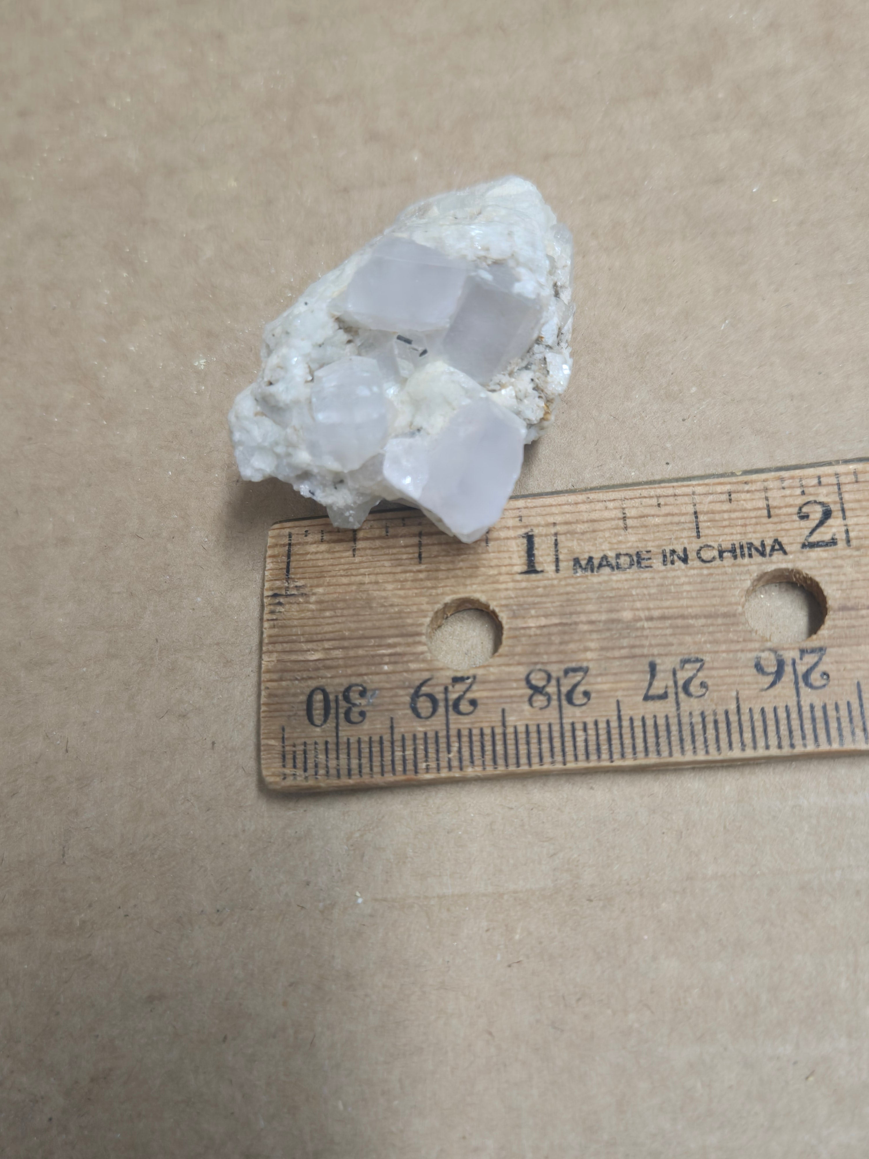Goshenite specimen