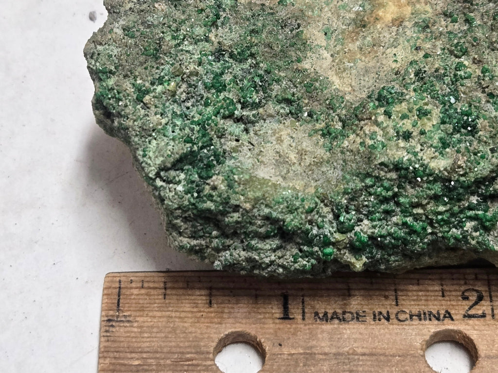 Grossularite specimen