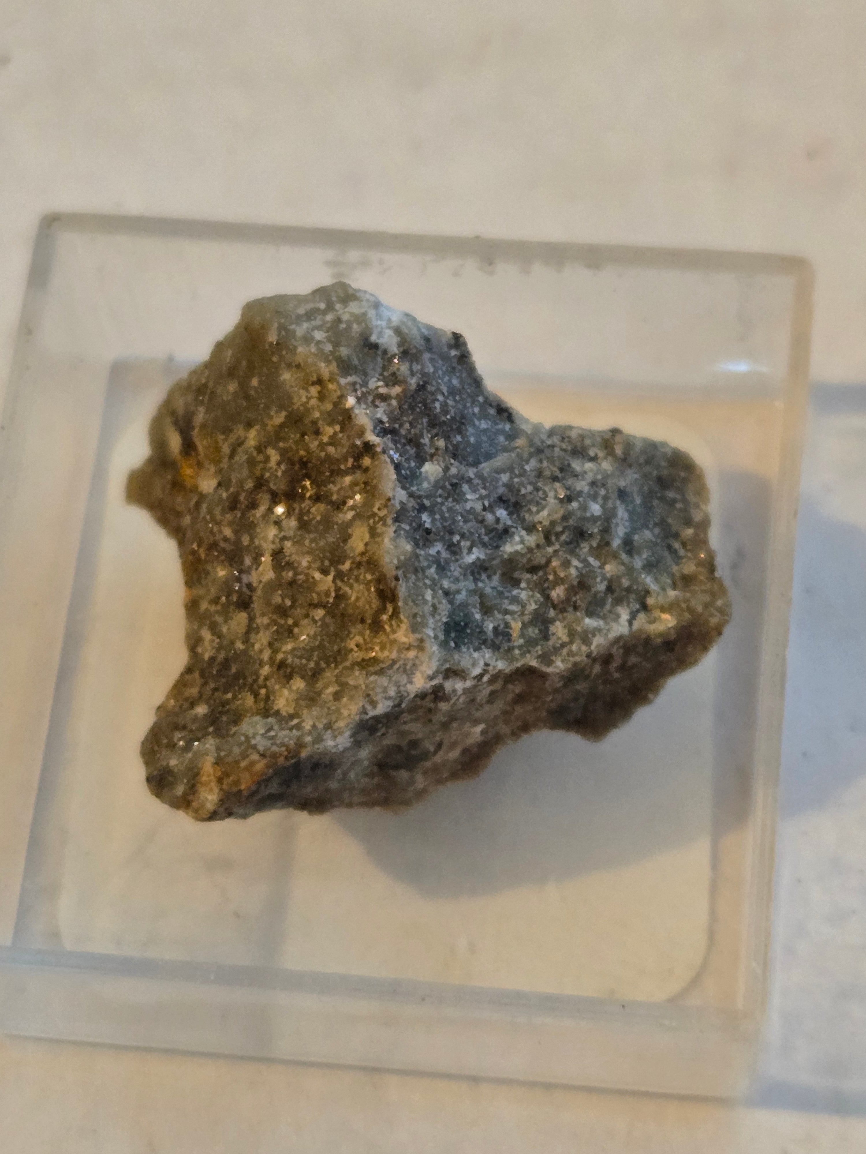 Hawleyite