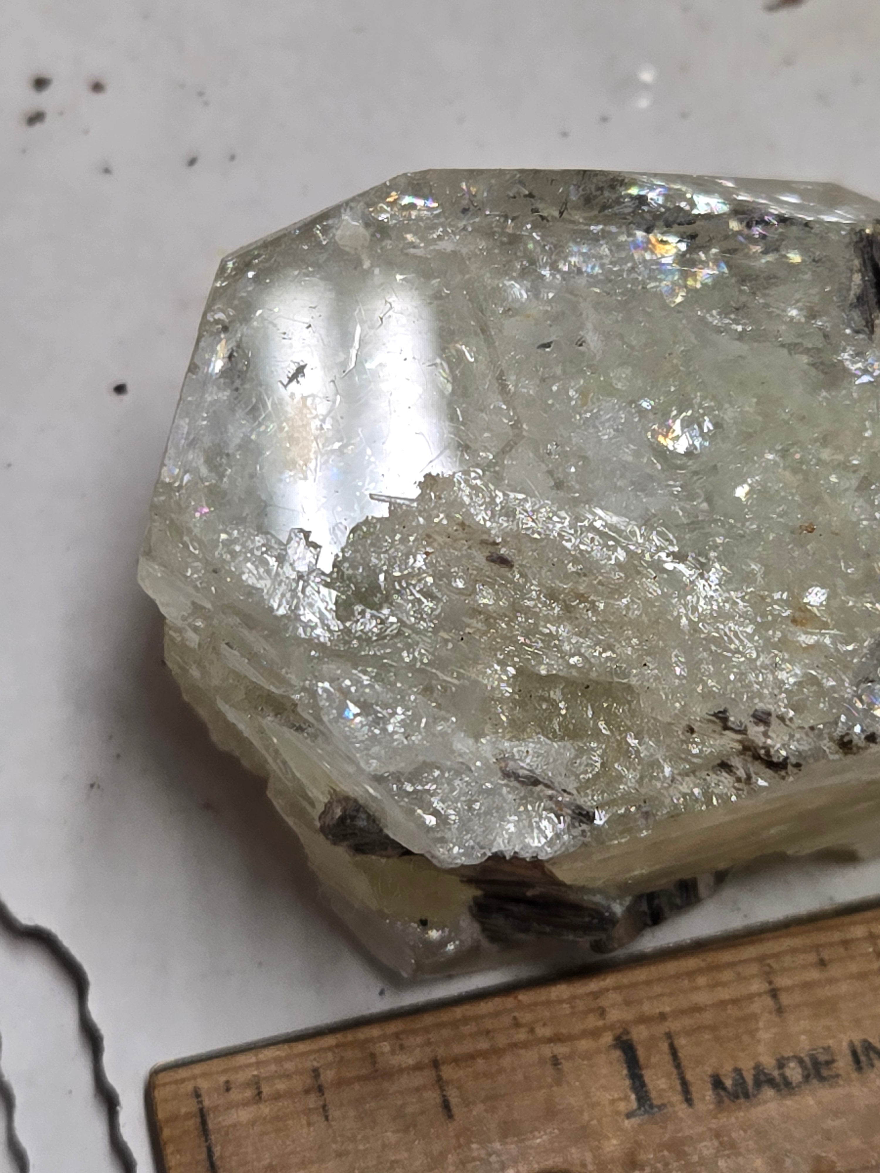 Double terminated heliodor crystal