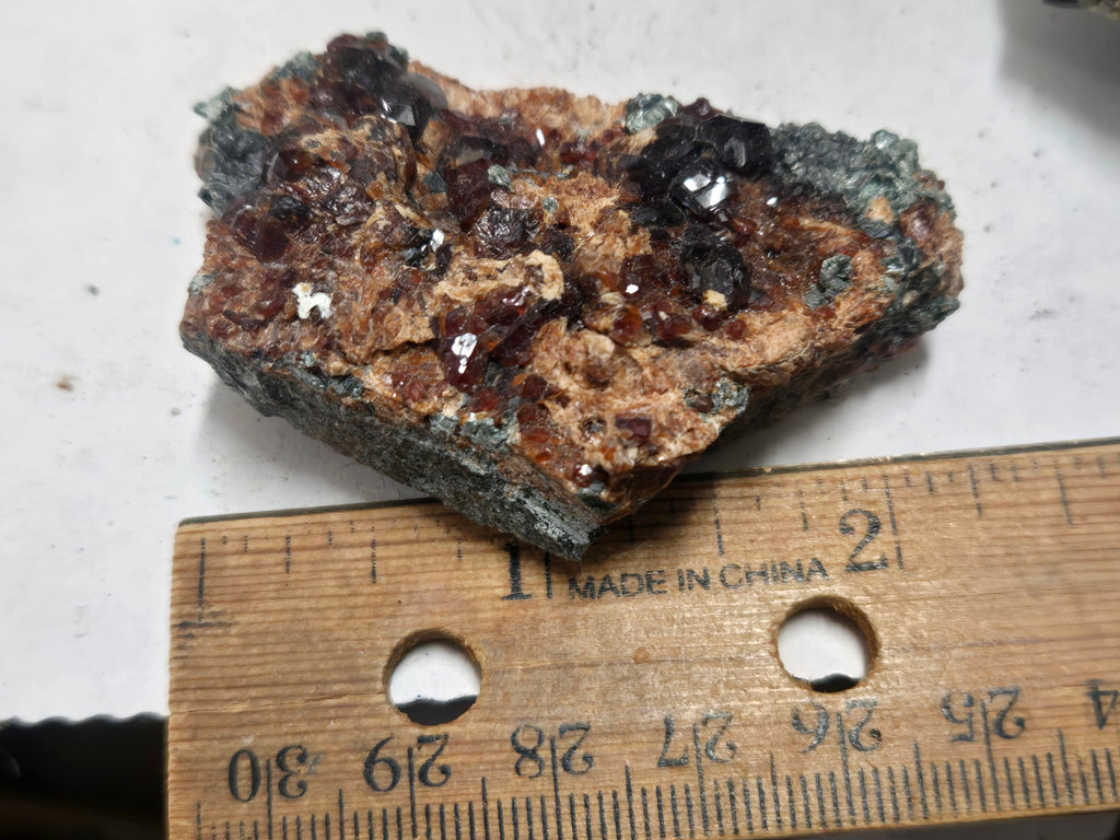 Hessonite with clinochlore
