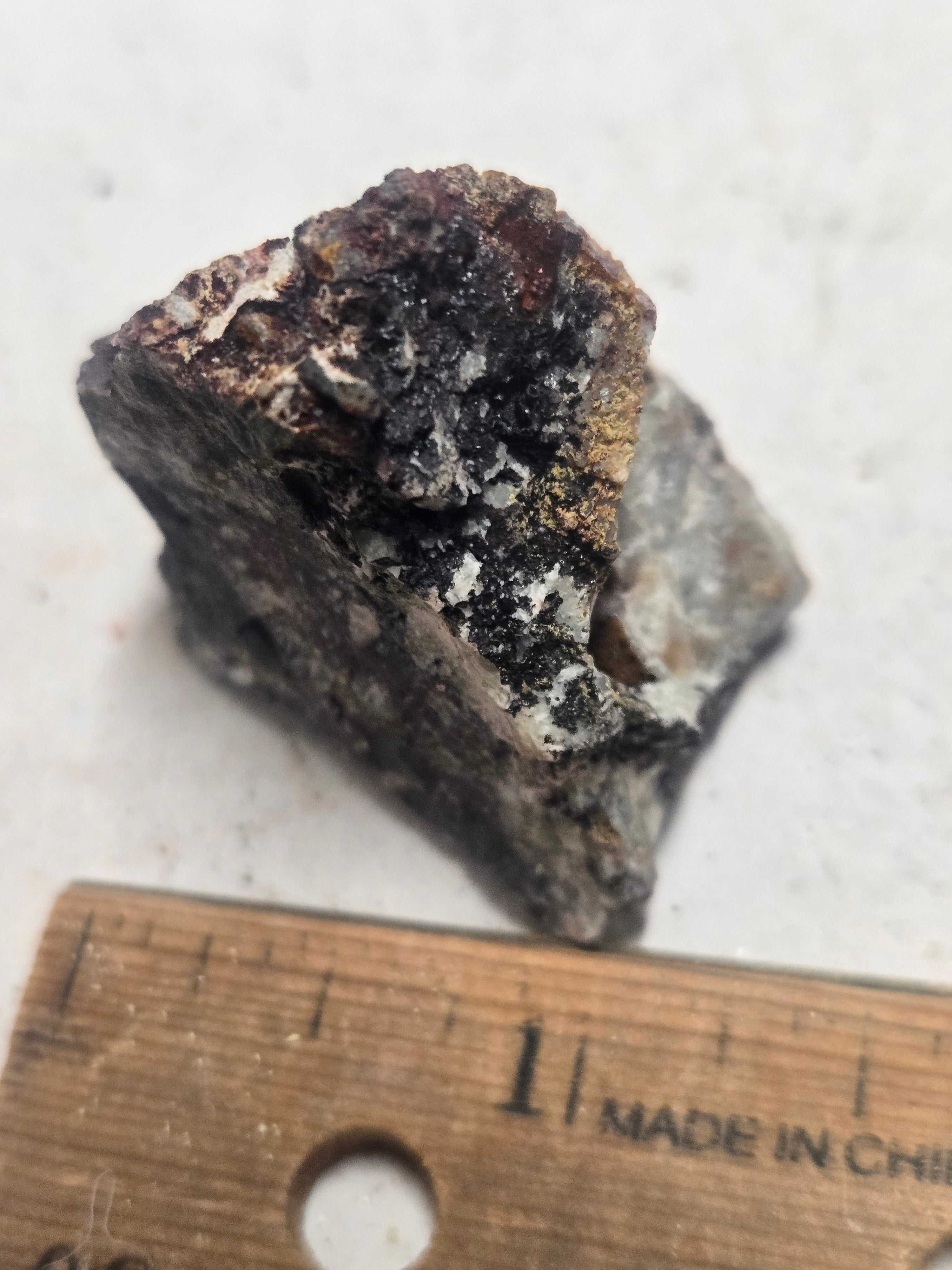 Hinsdalite