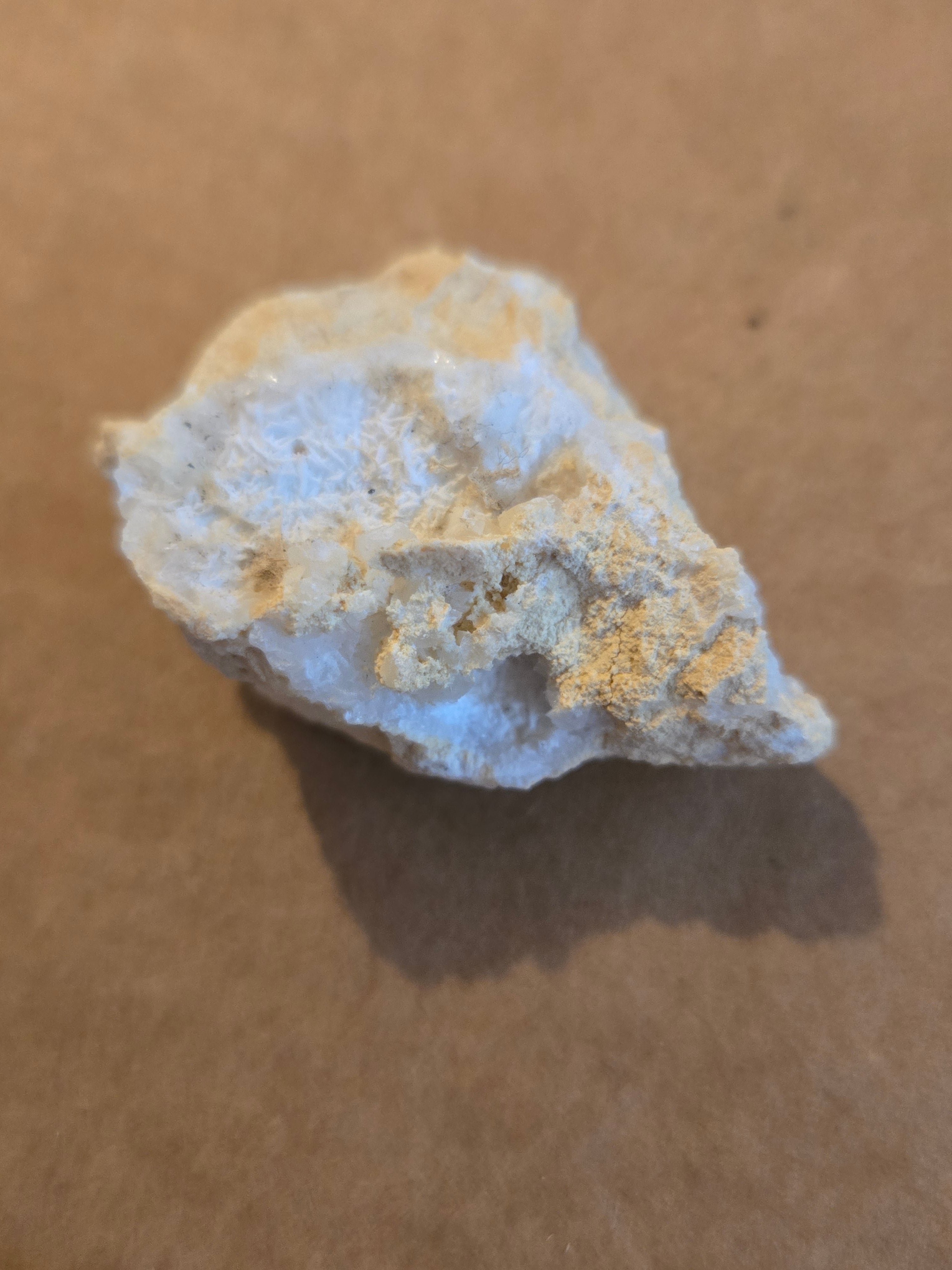 Huntite on Magnesite