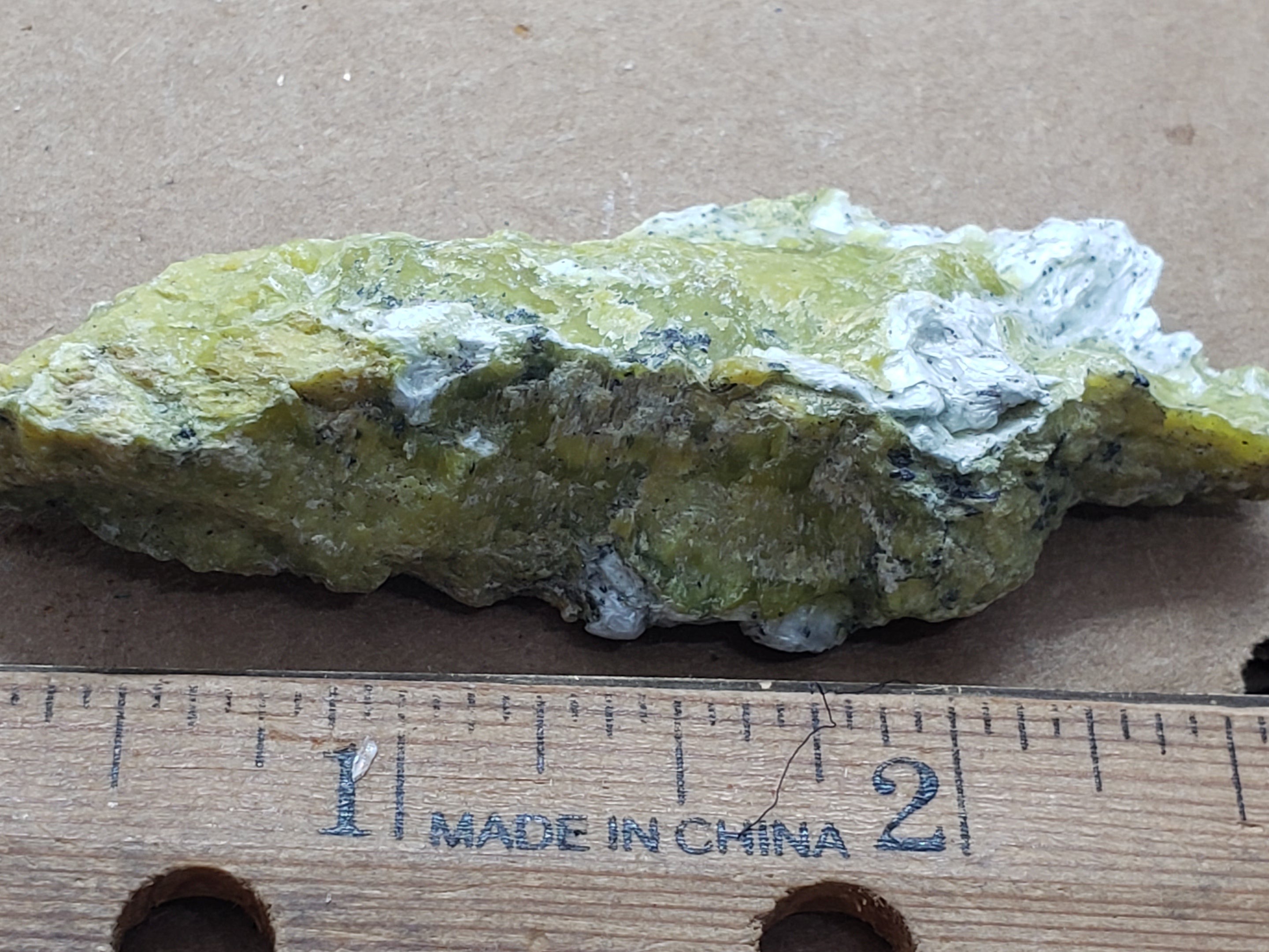 Hydrotalcite Lizardite specimen