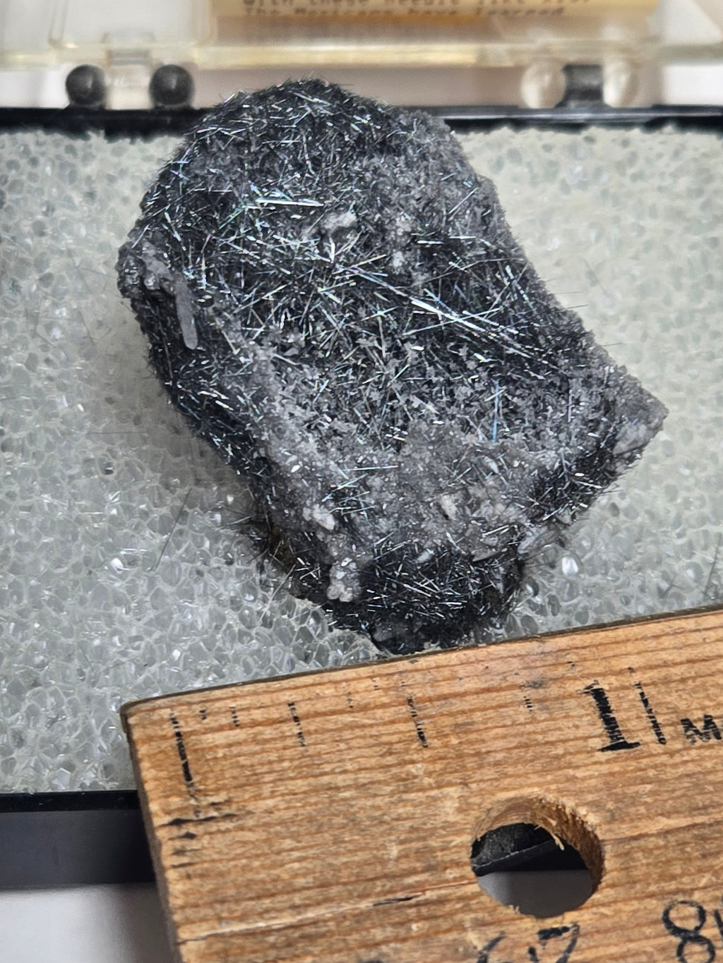 Jamesonite crystals