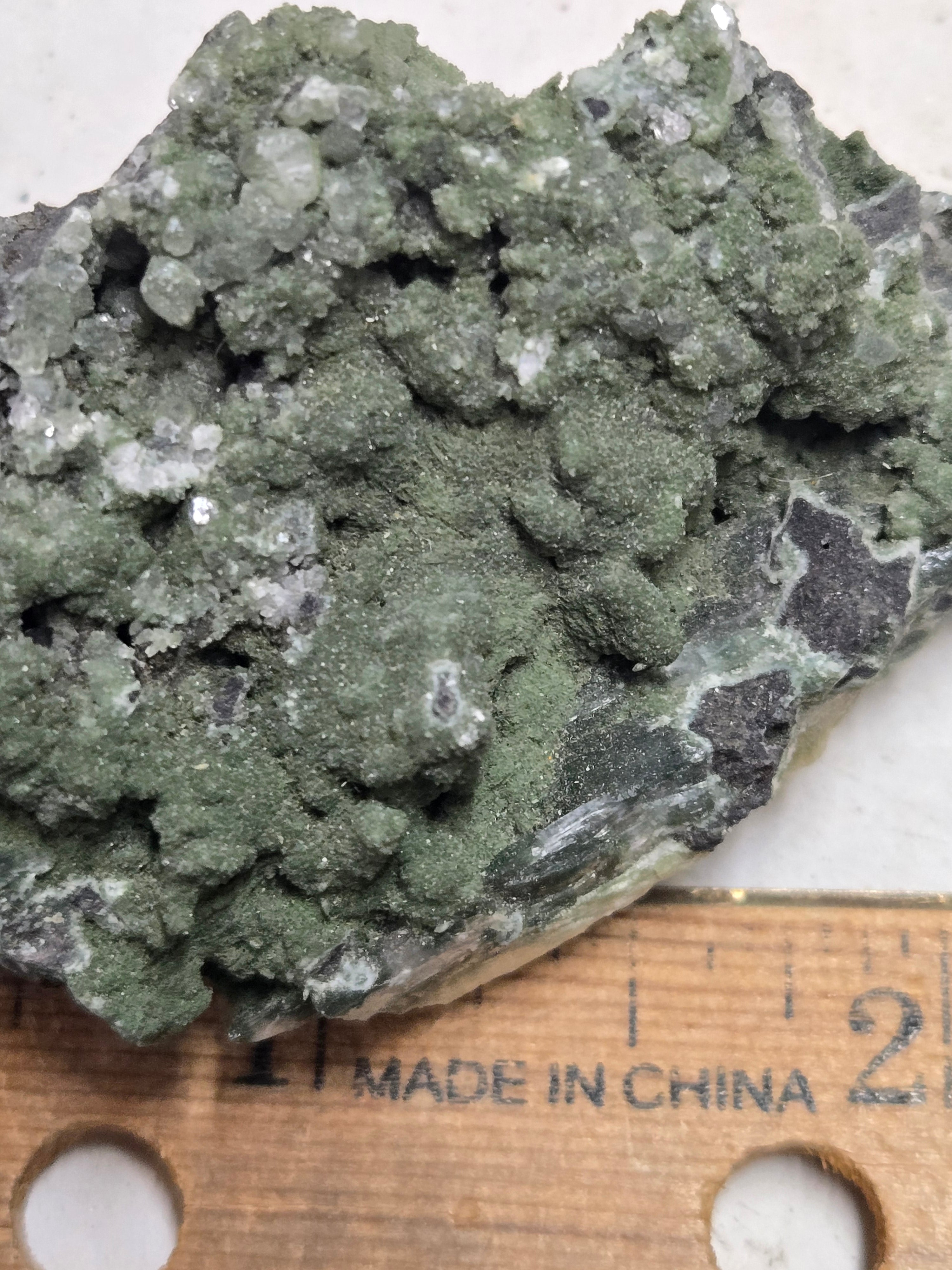 Julgoldite