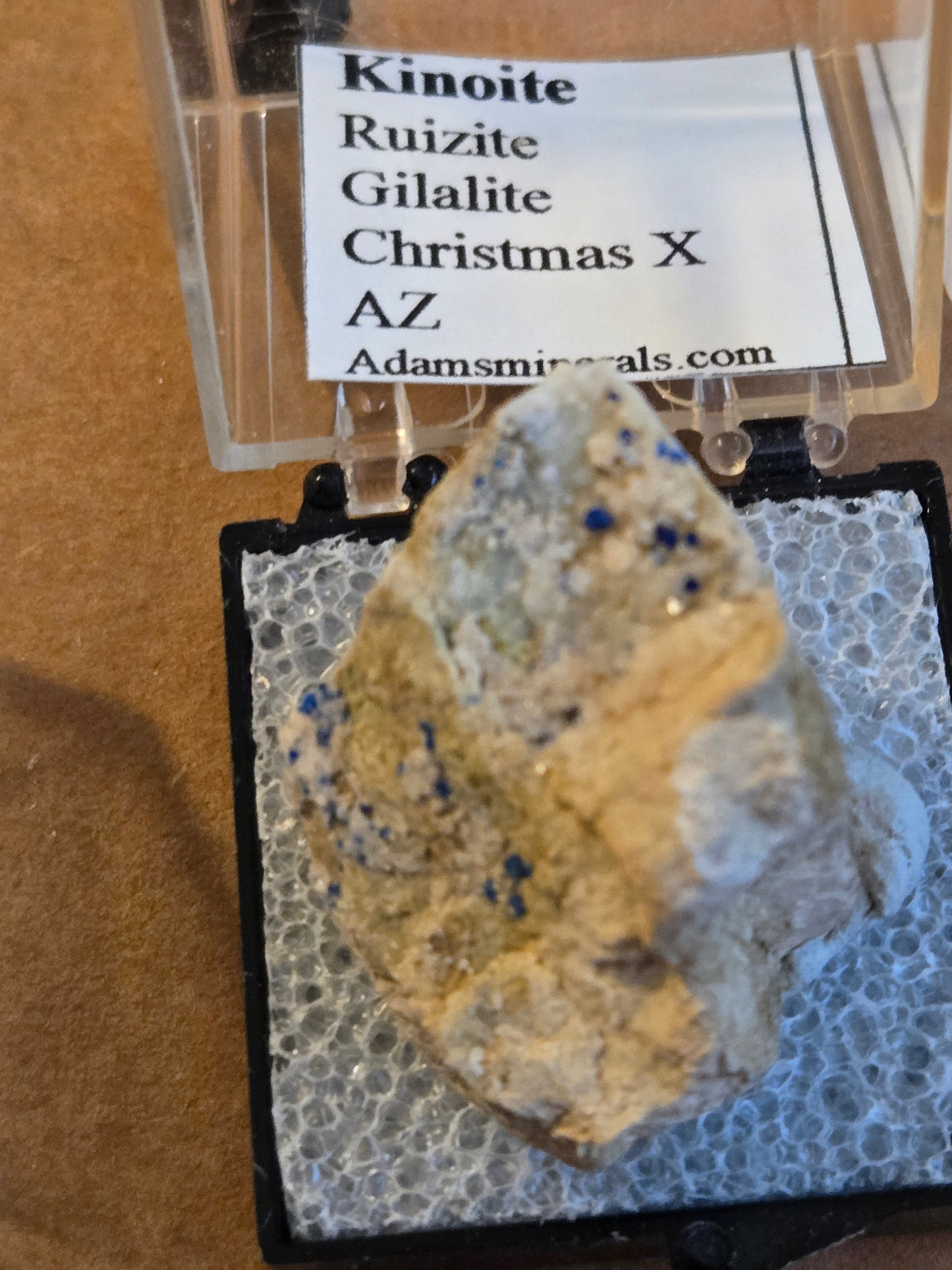 Kinoite ruizite gilalite