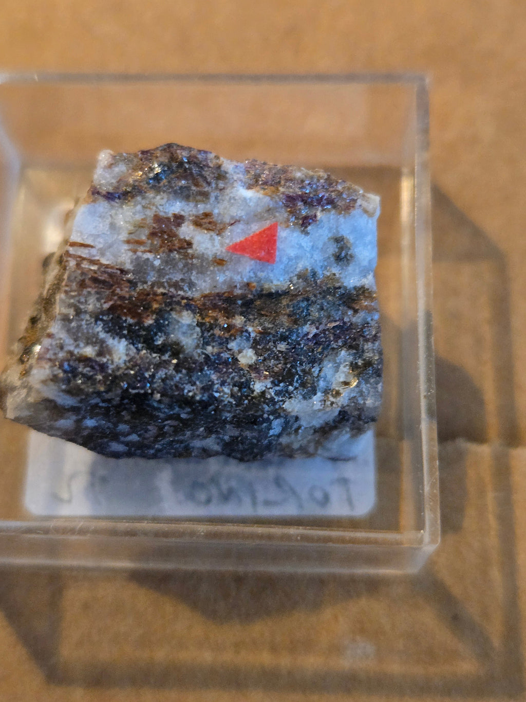 Lavoisierite sursassite