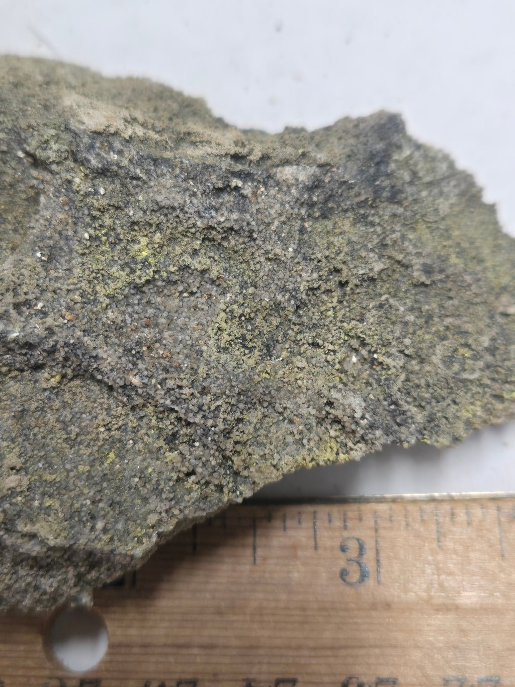 Liebigite with vanoxite