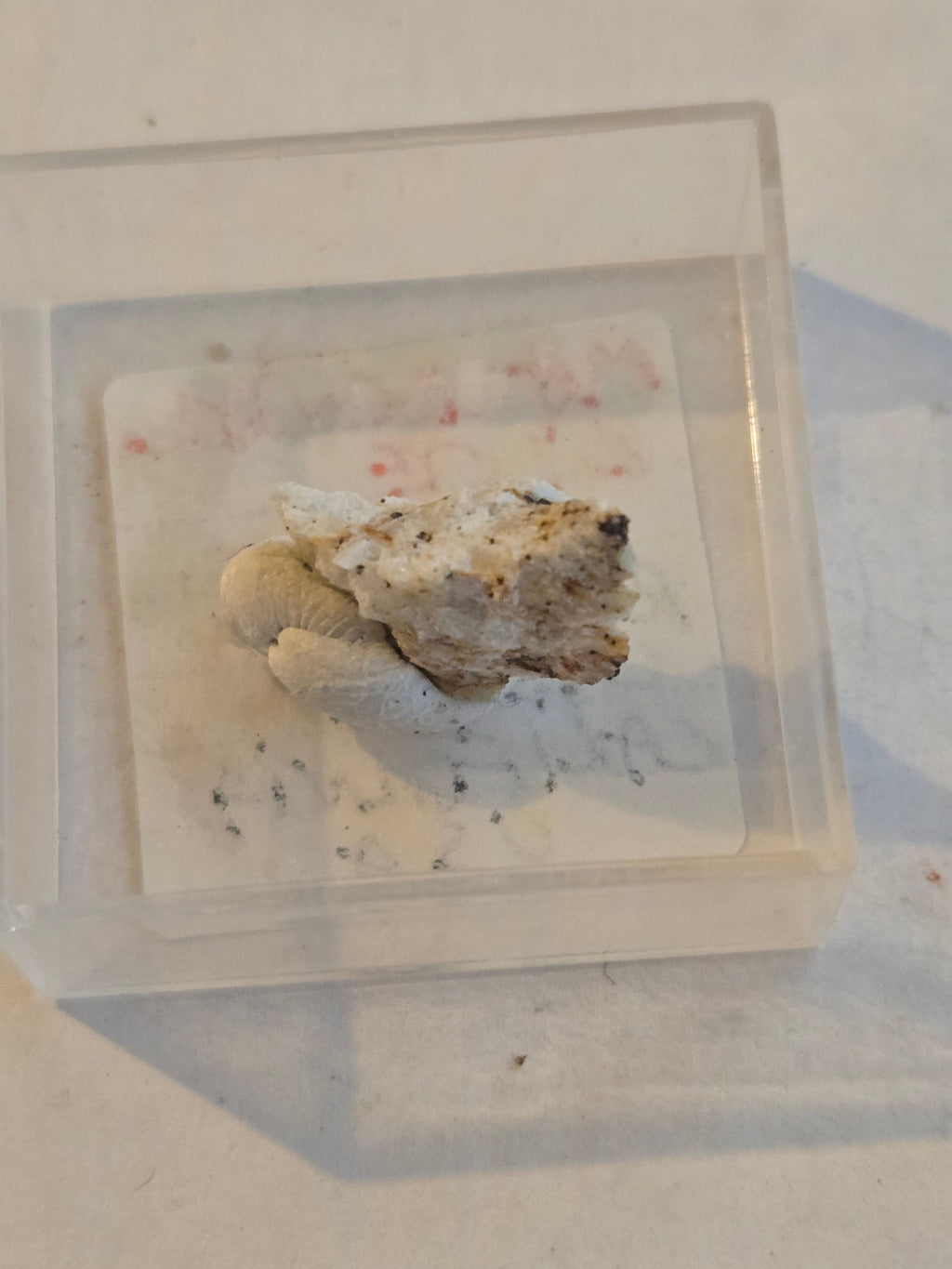 Macdonaldite
