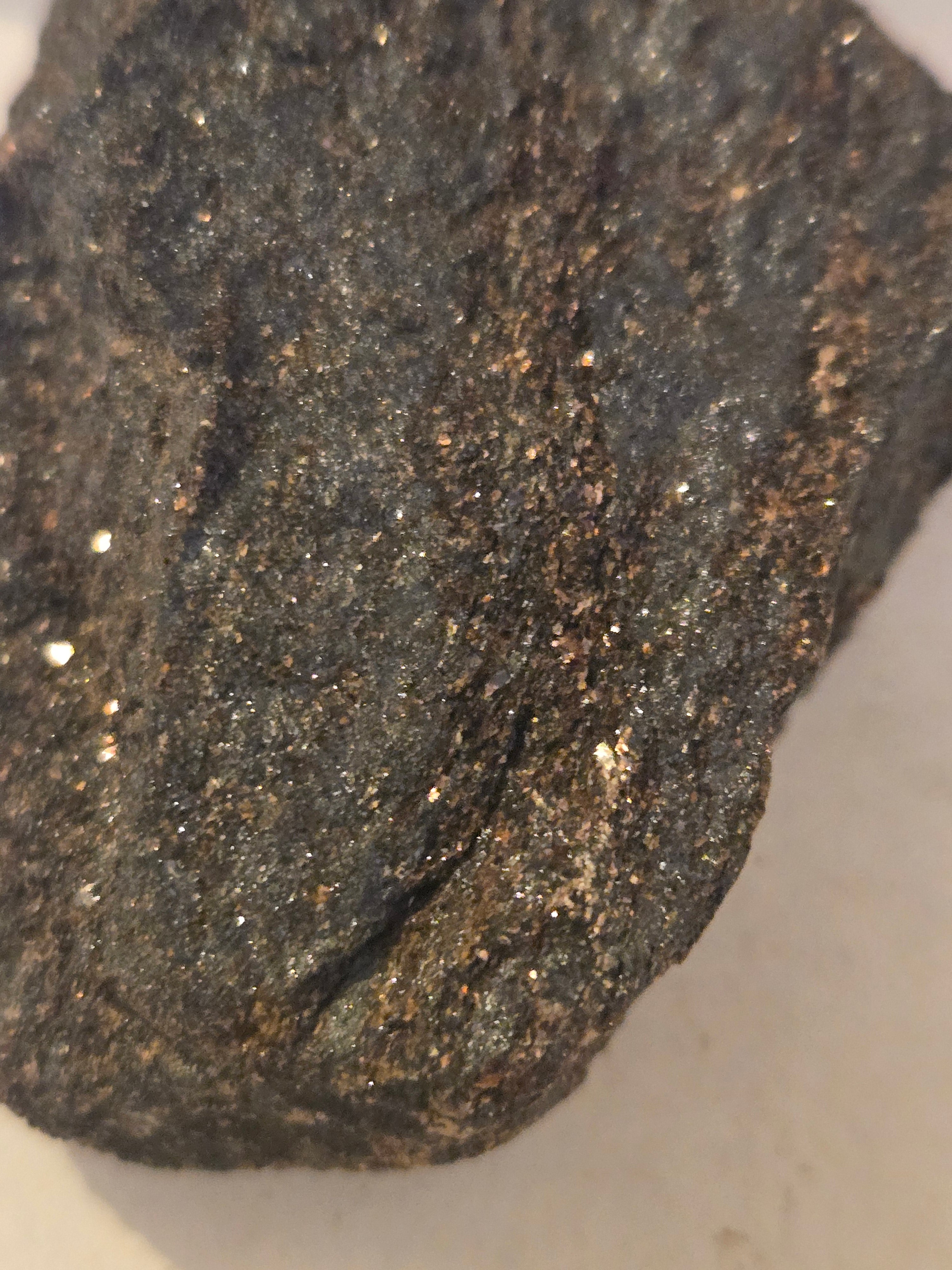 Magnetoplumbite