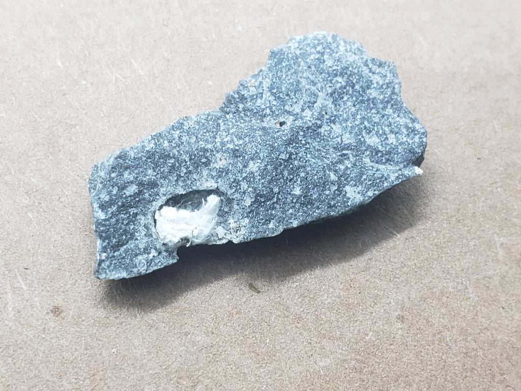 Makatite specimen