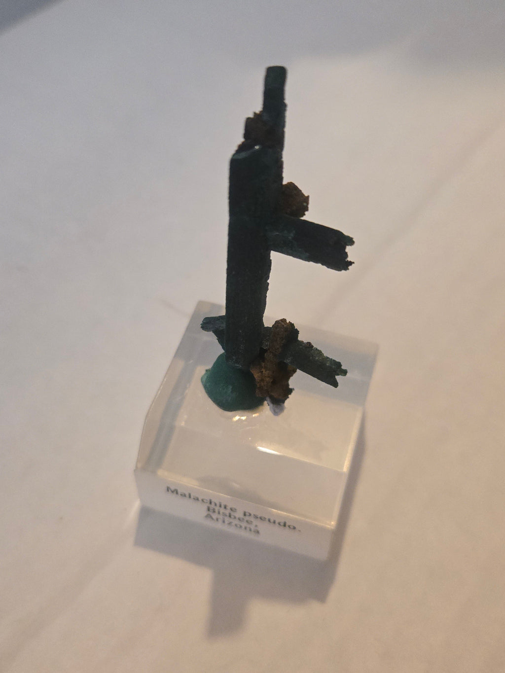 Malachite specimen