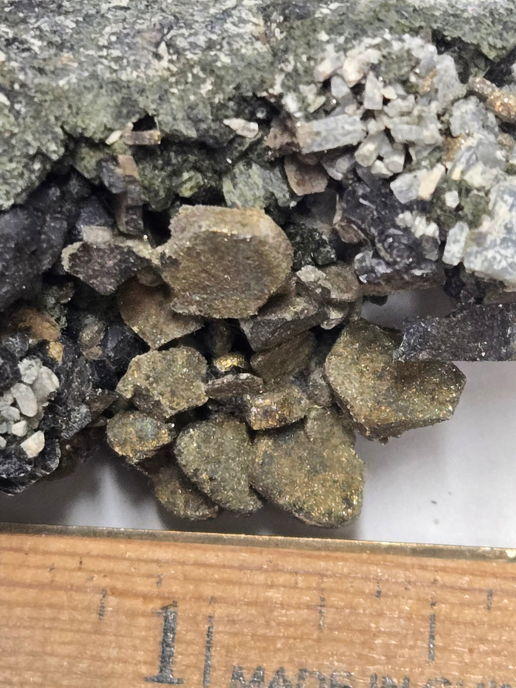 Marcasite with schorlomite garnet