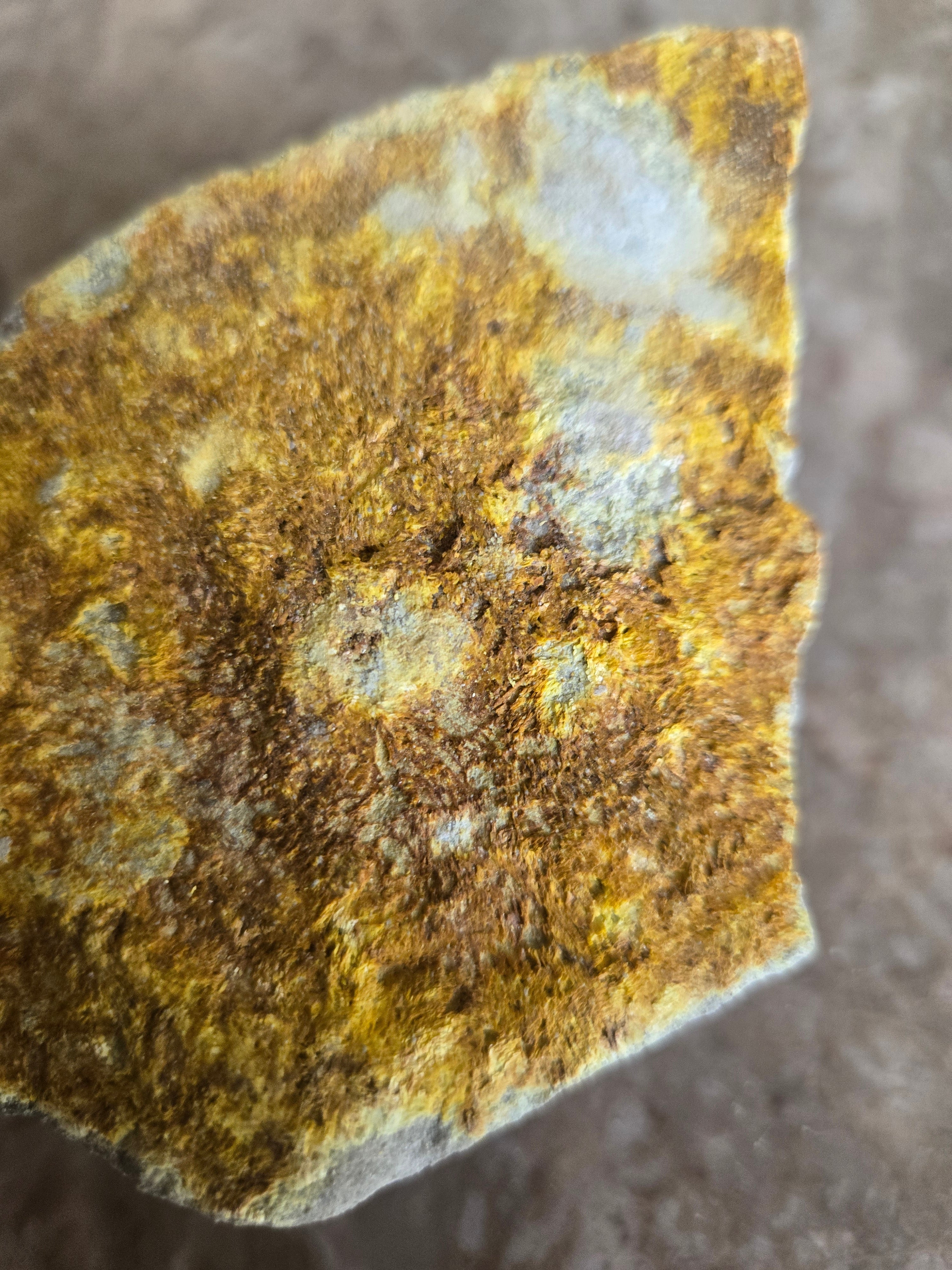 Metarossite with rossite