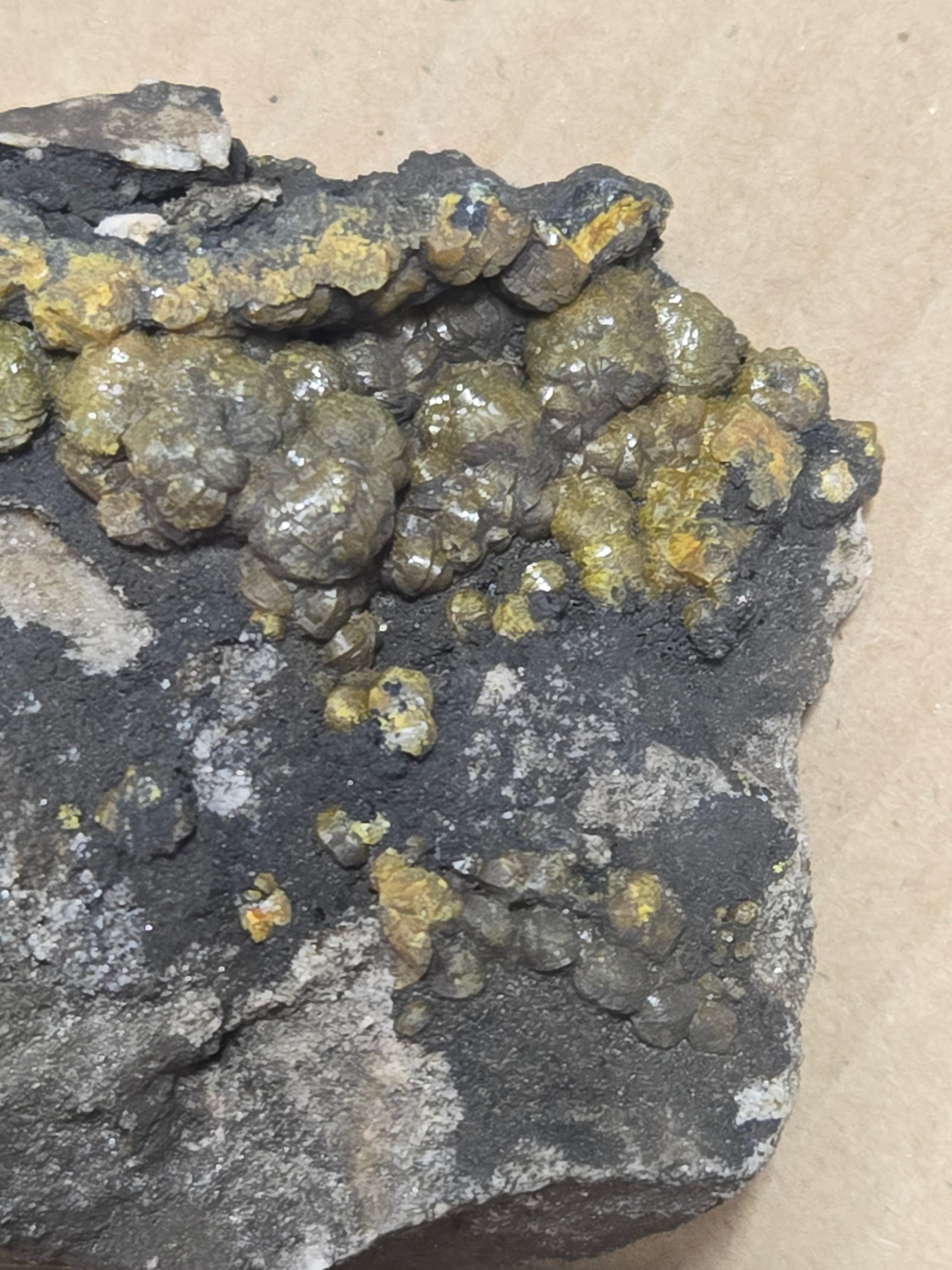 Mimetite var Campylite
