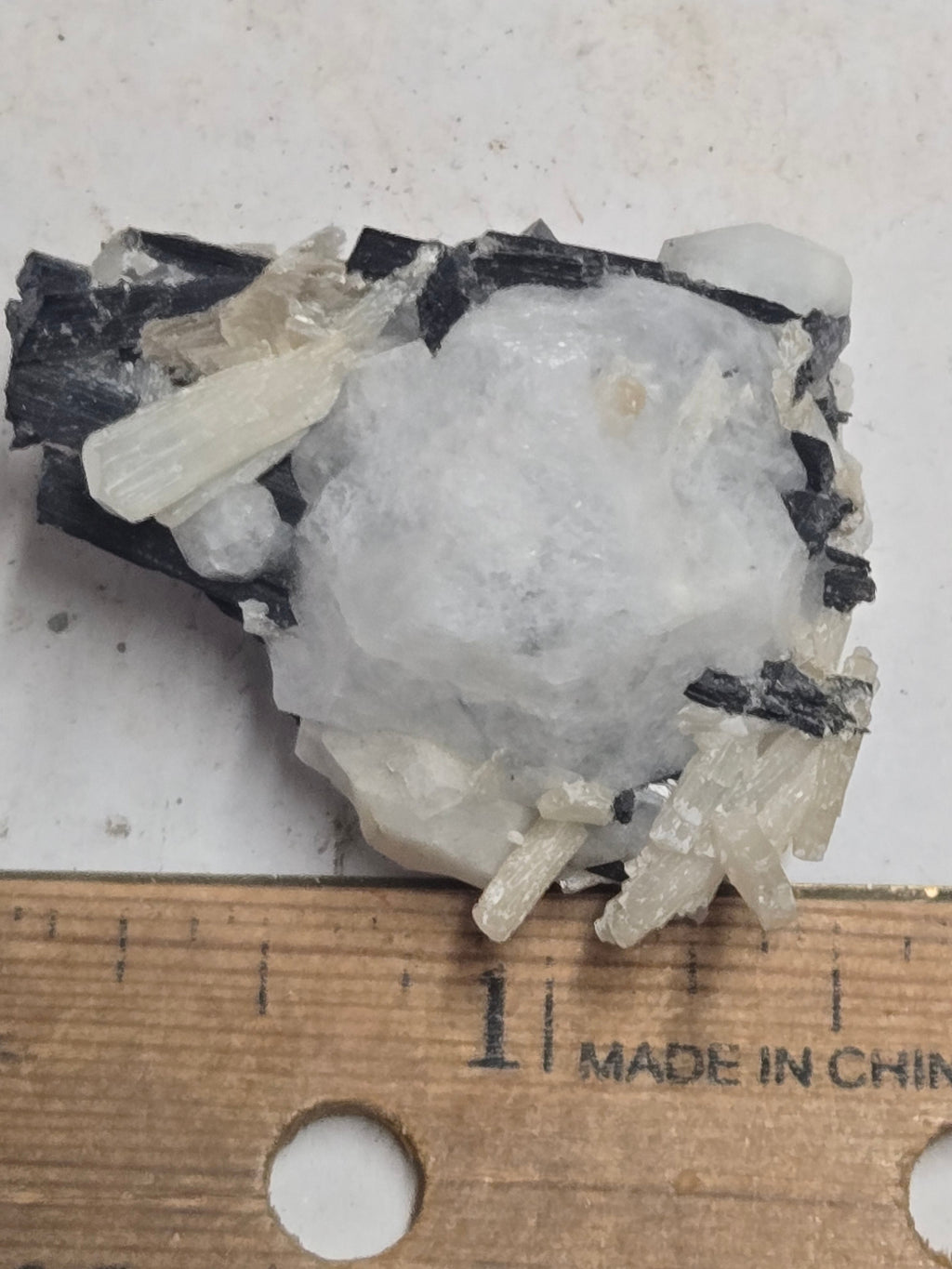Natrolite analcime aegirine