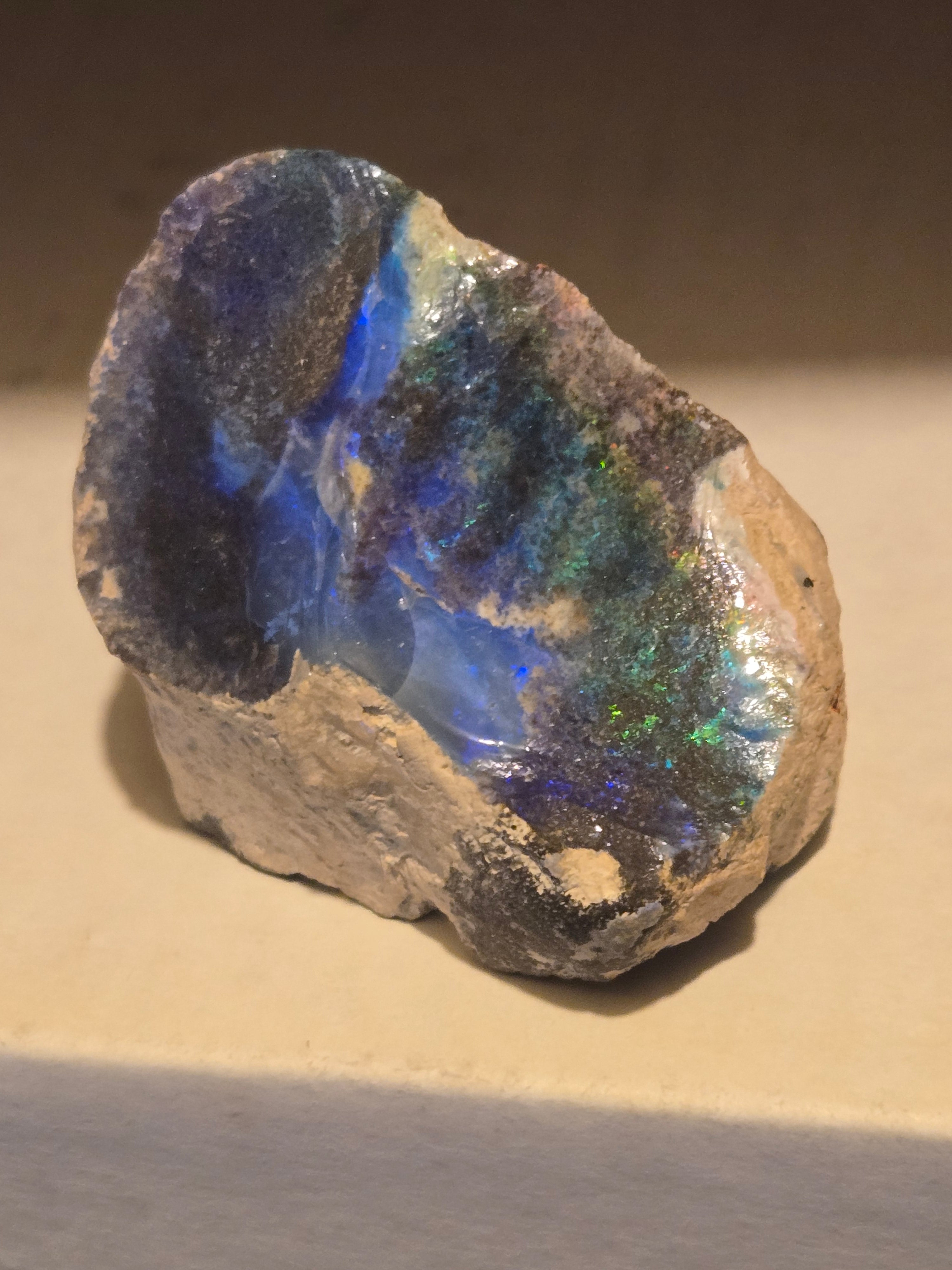 Opal specimen