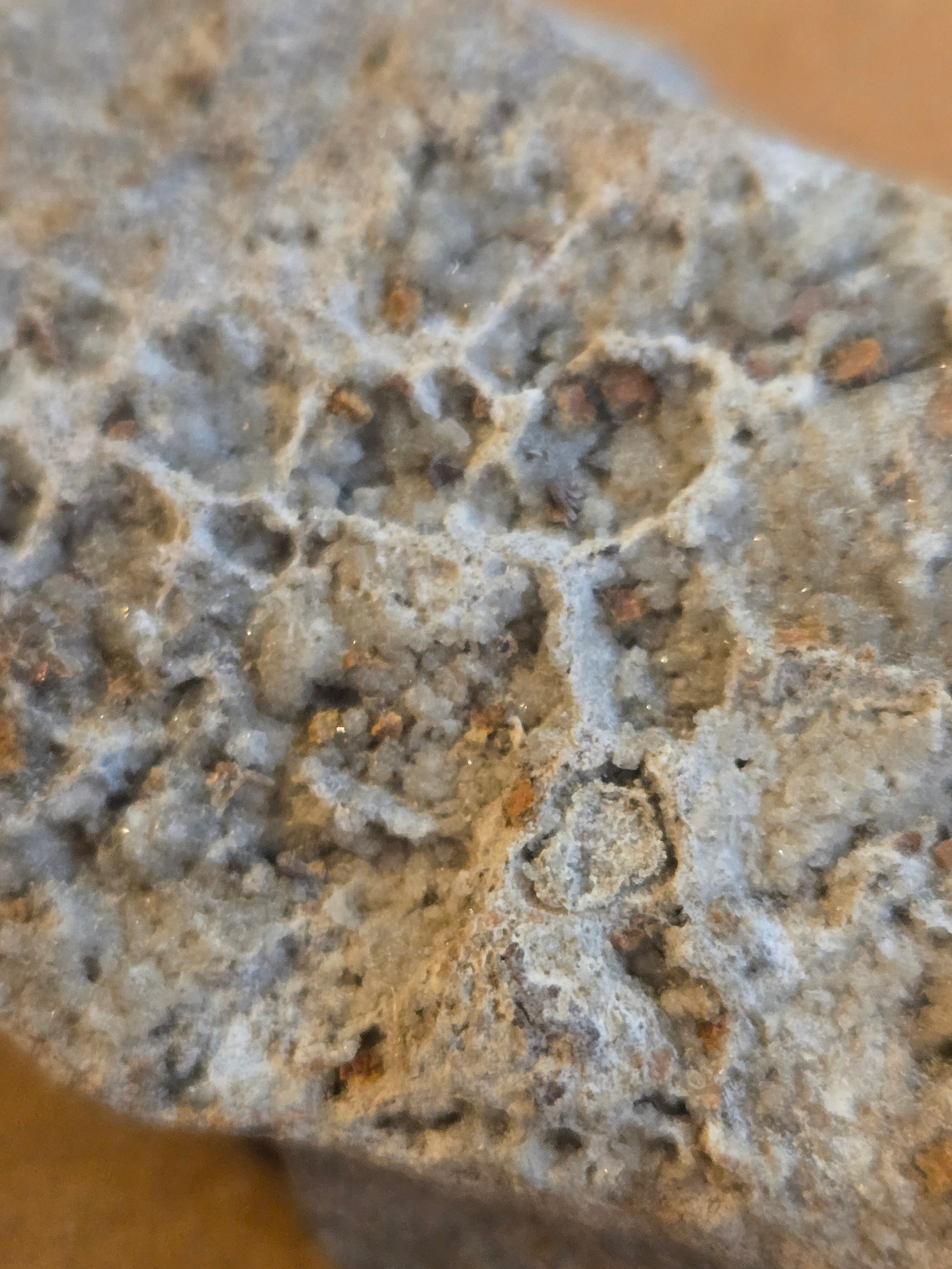 Osumilite specimen
