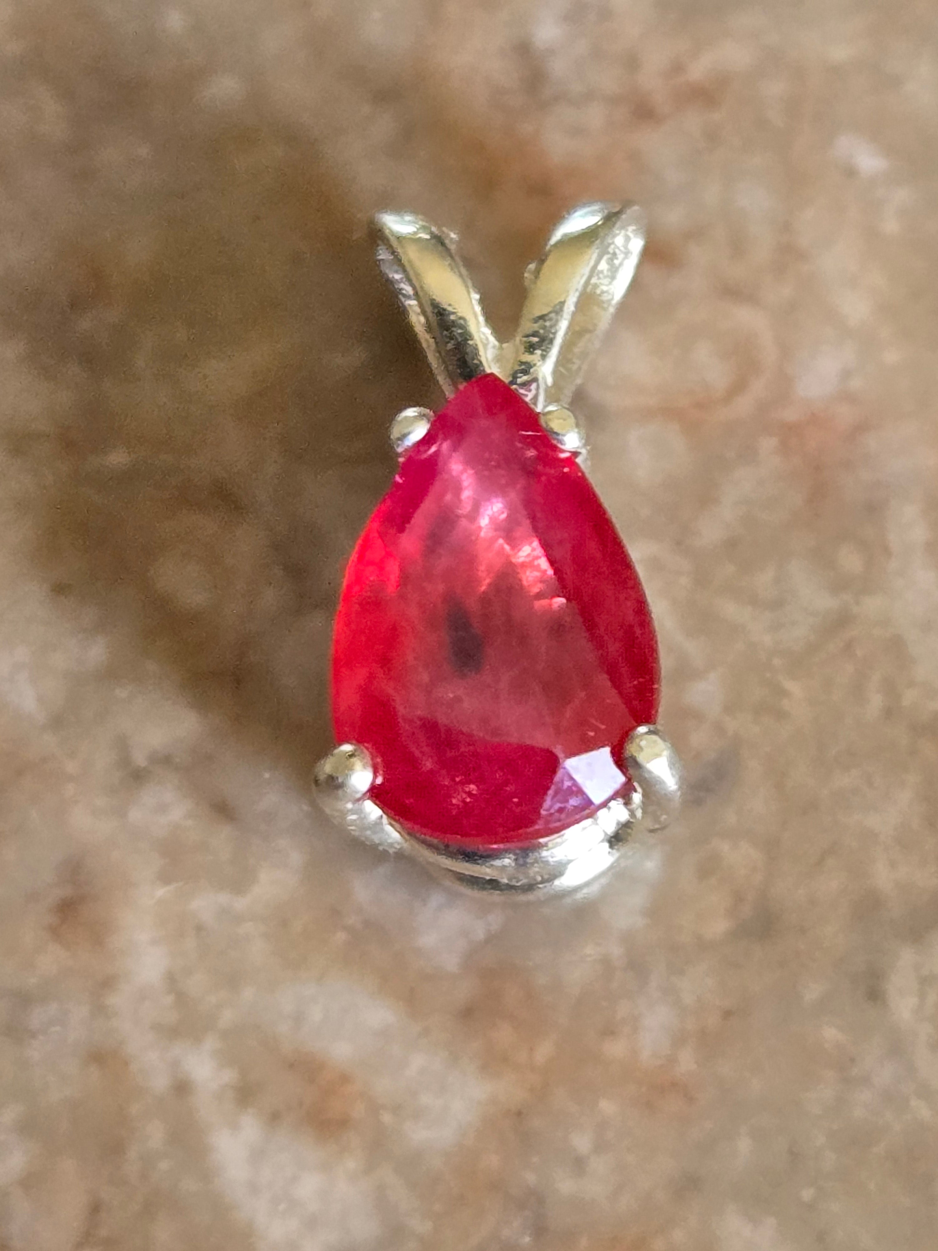 Padparadscha Sapphire Pendant