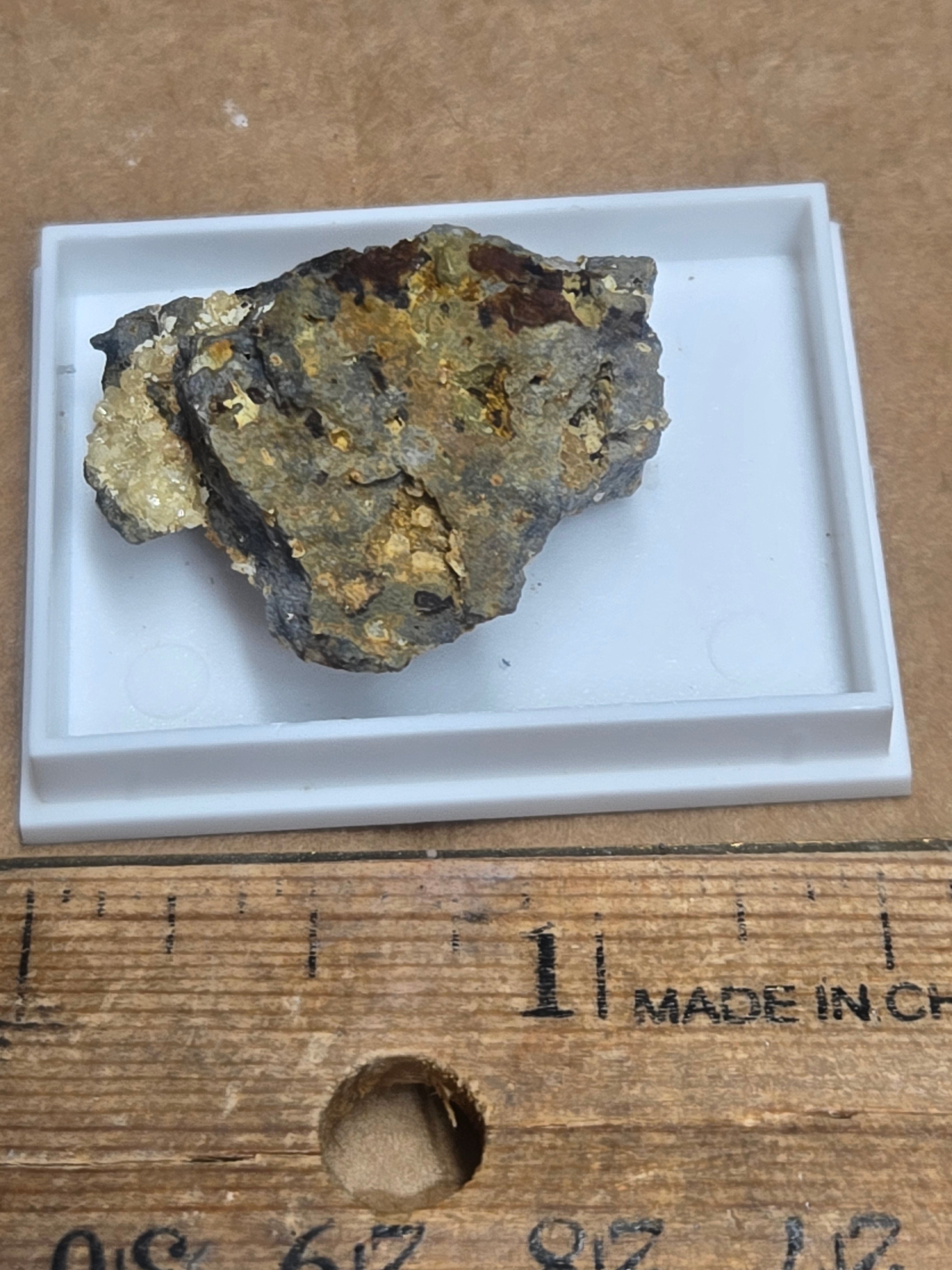 Paulingite