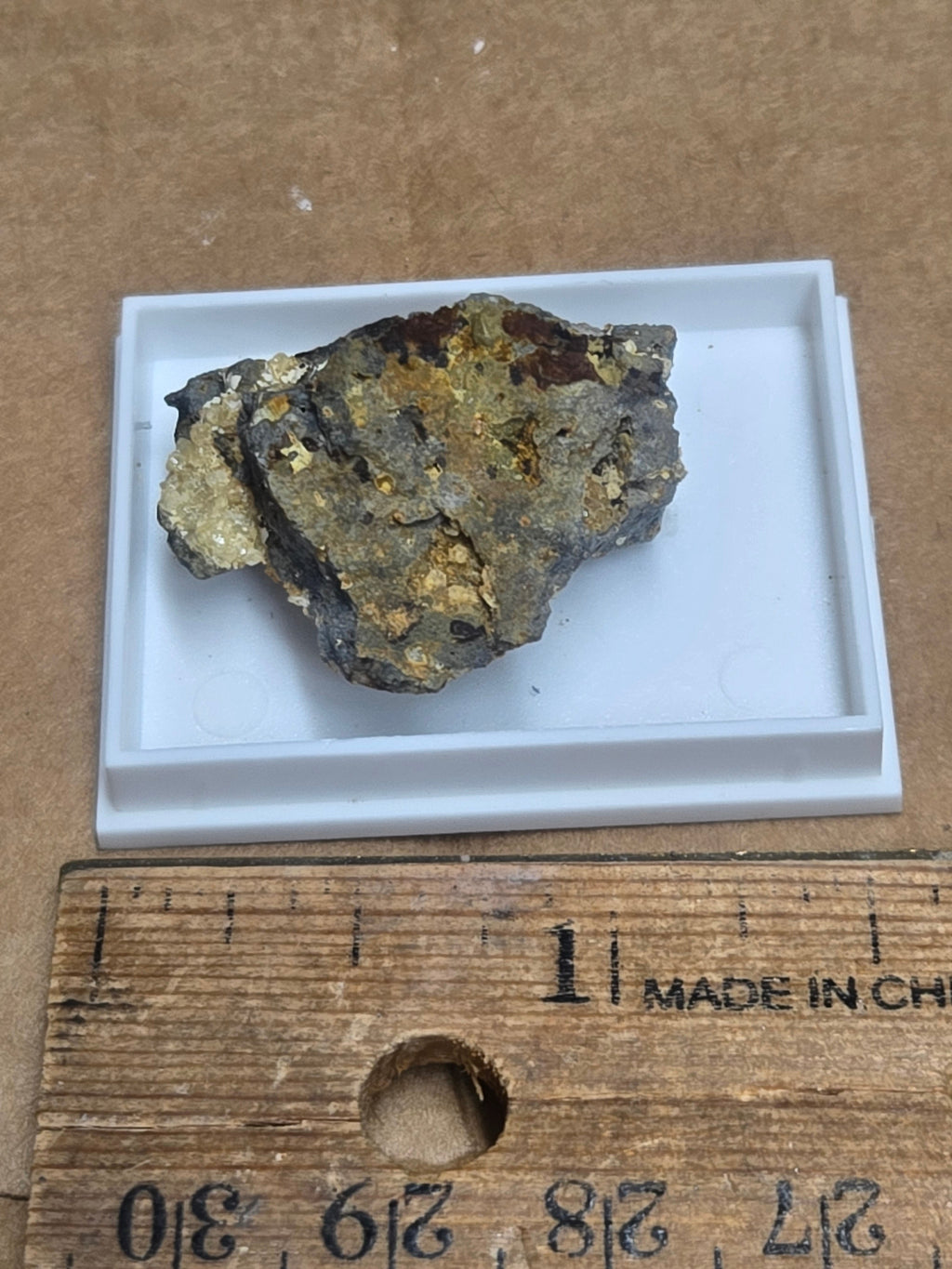 Paulingite