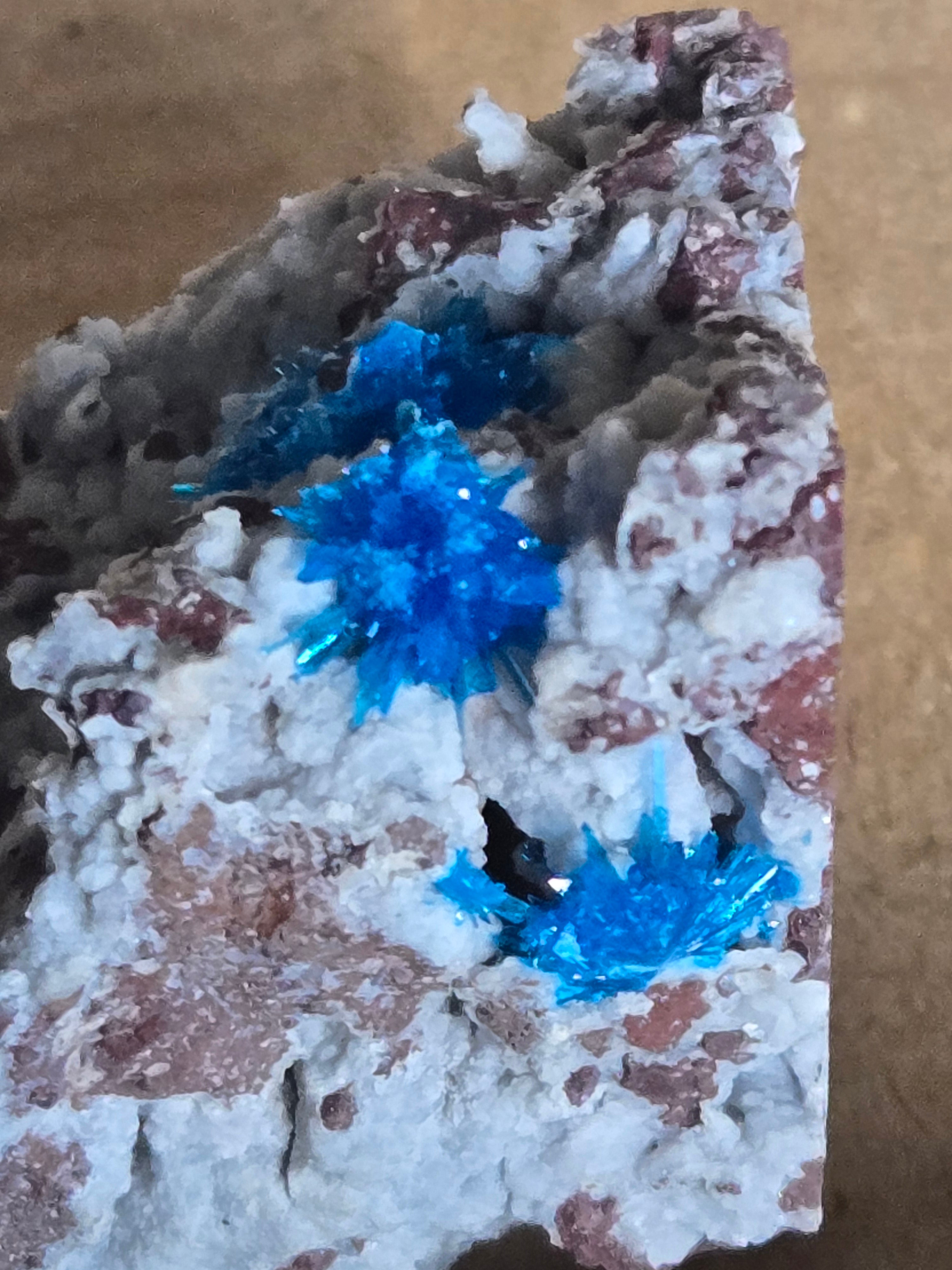 Pentagonite
