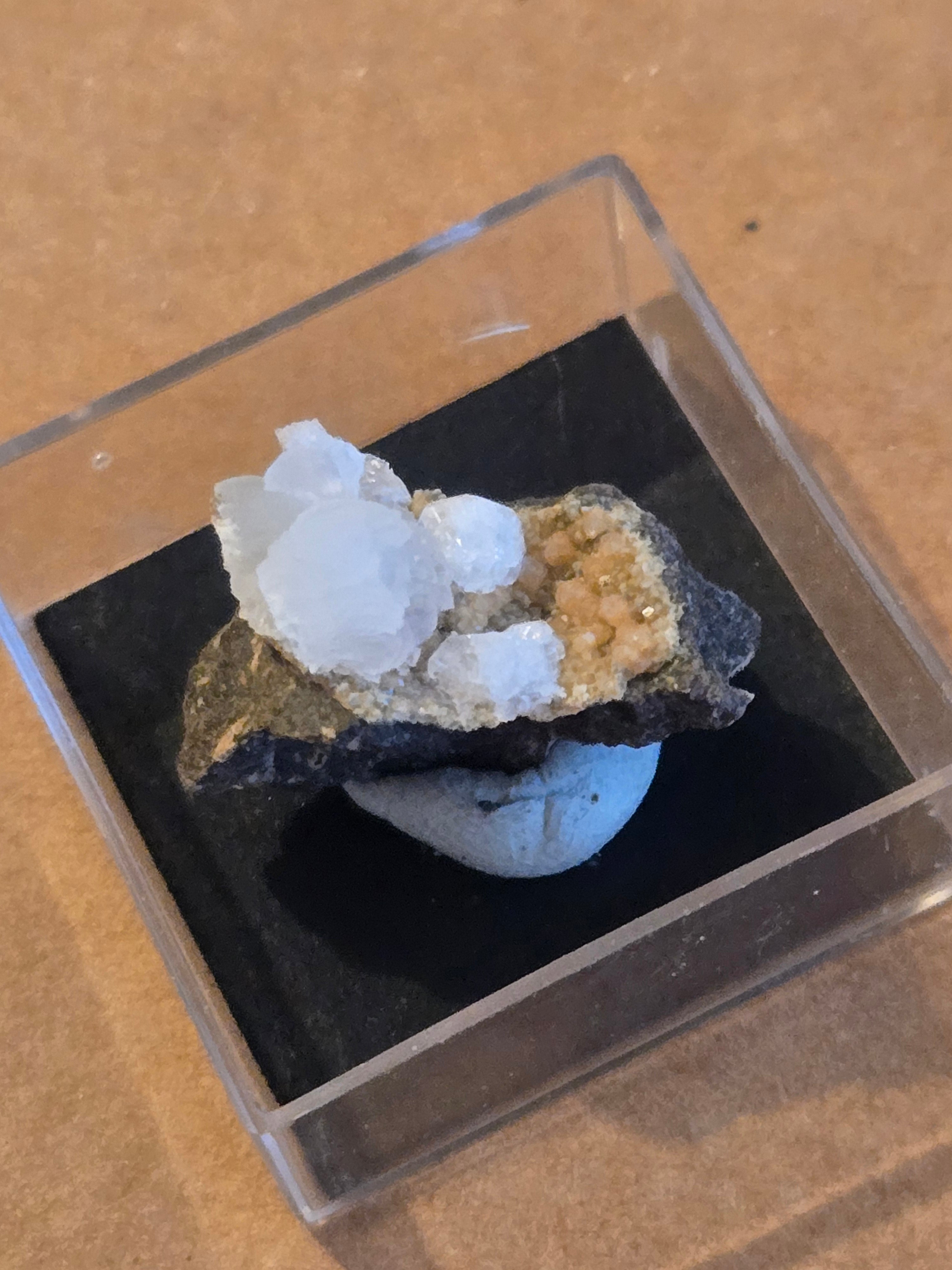Phillipsite