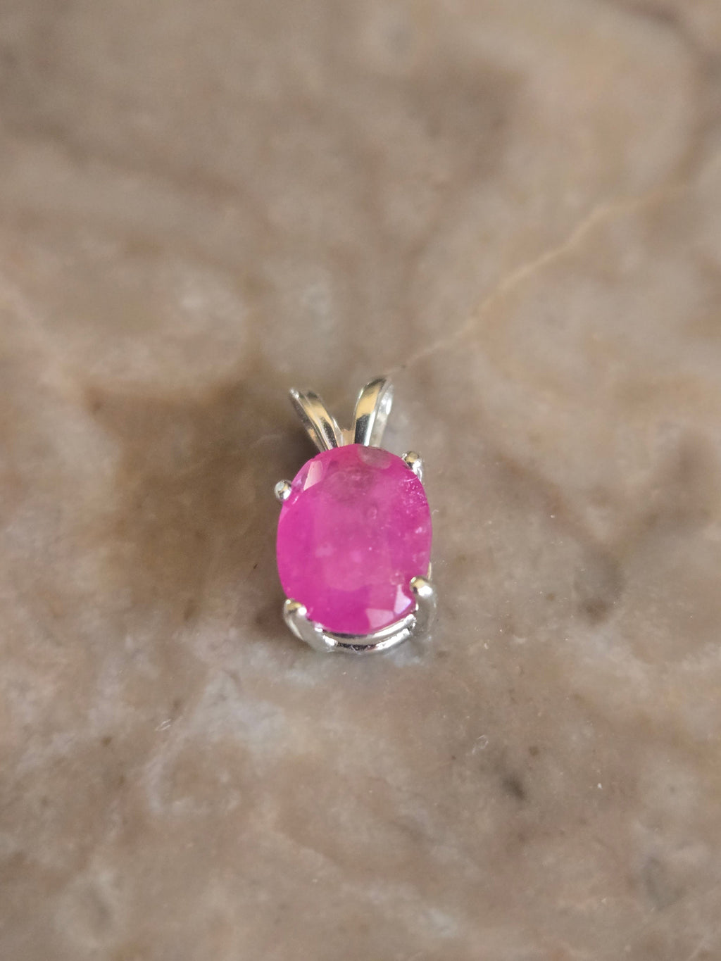 Pink sapphire Pendant