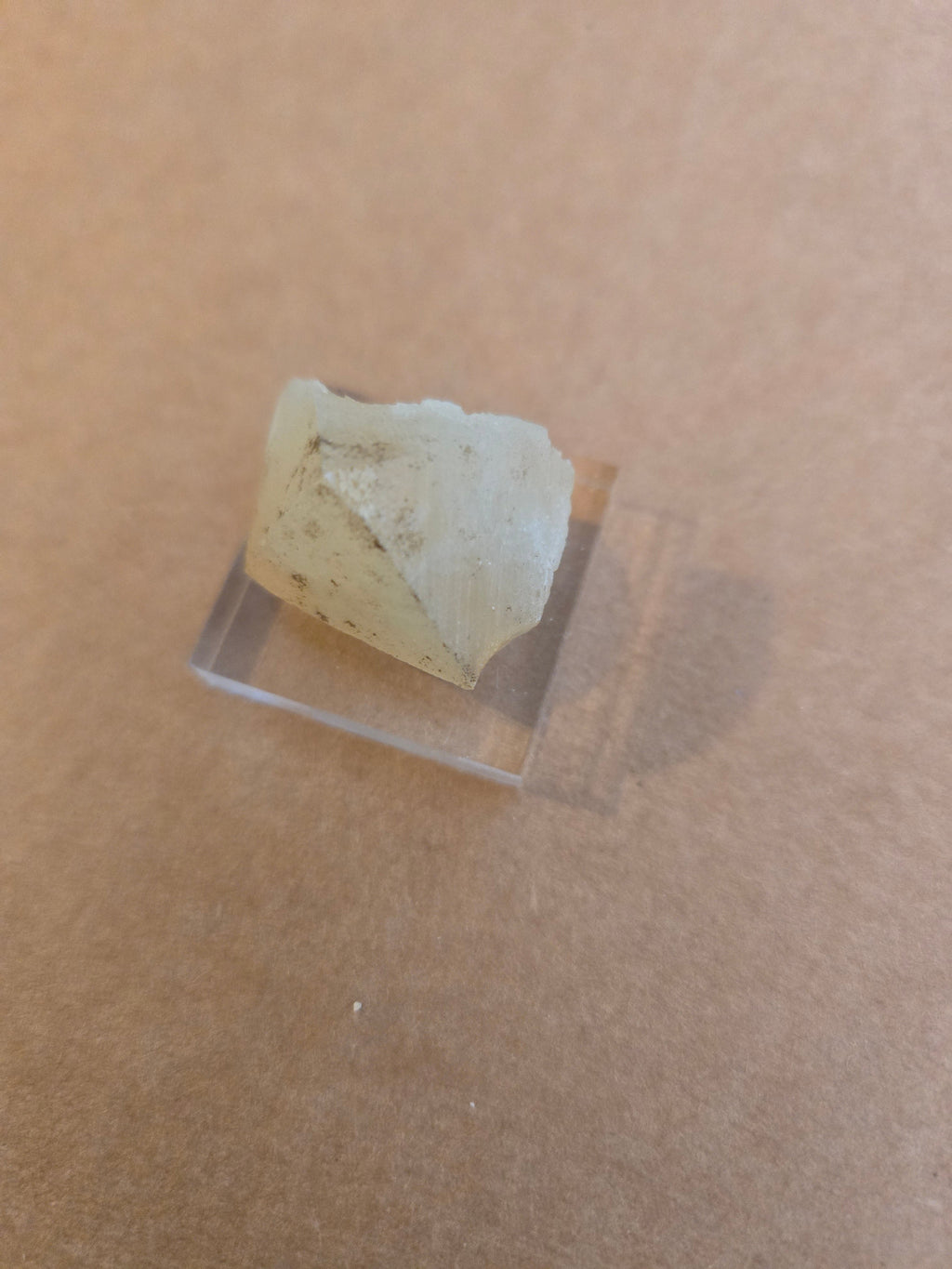 Powellite crystal