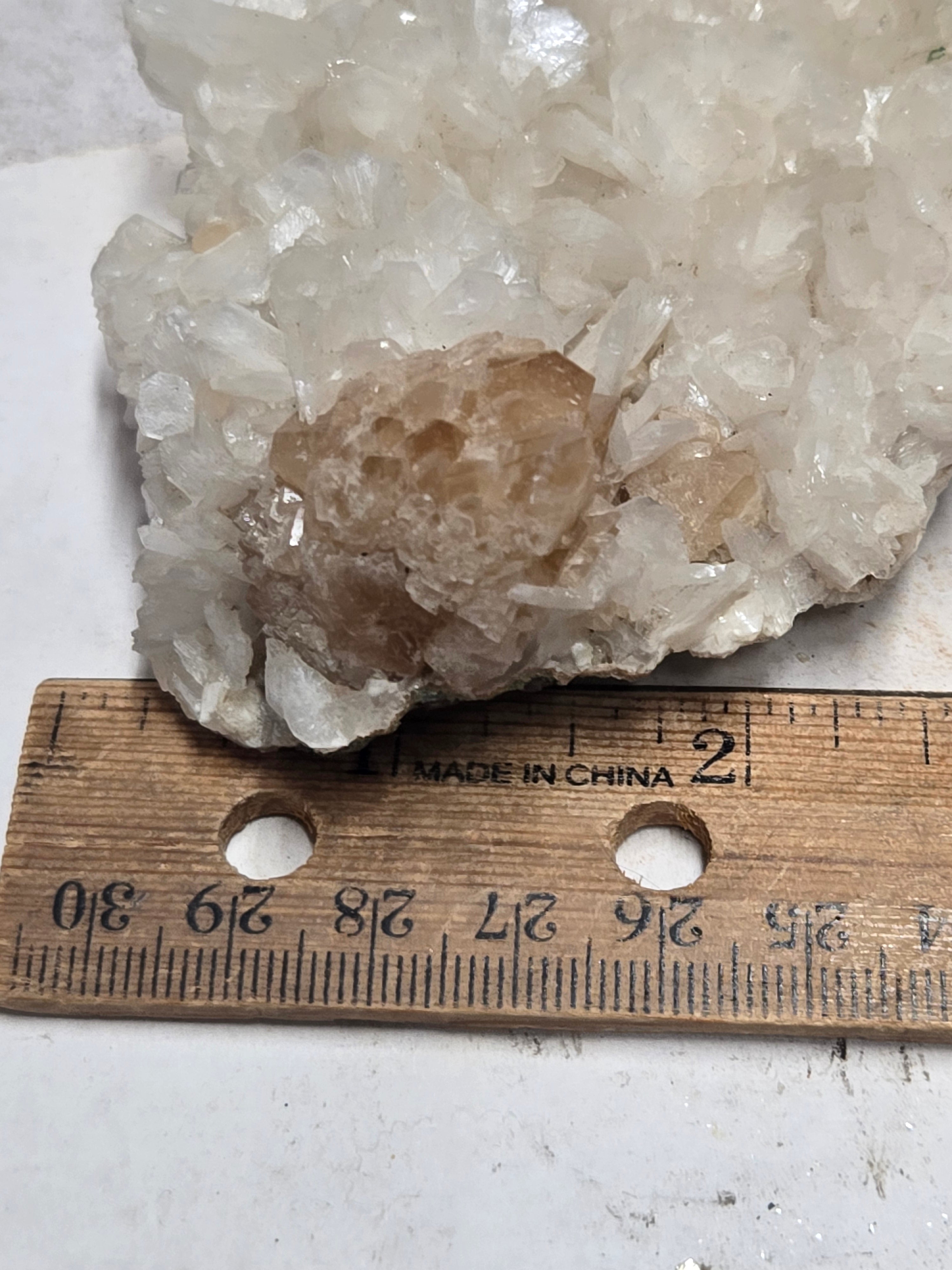 Powellite specimen