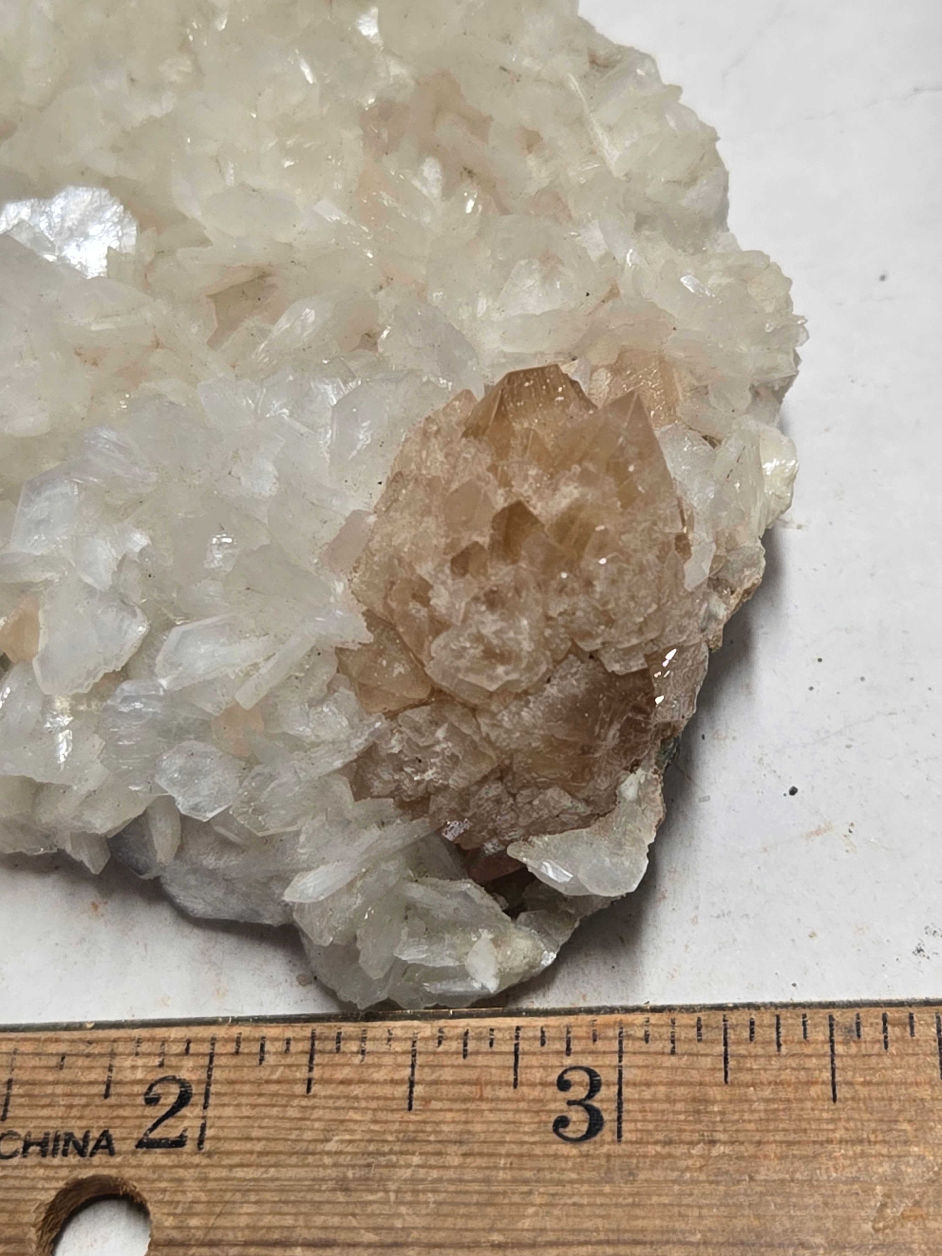 Powellite specimen