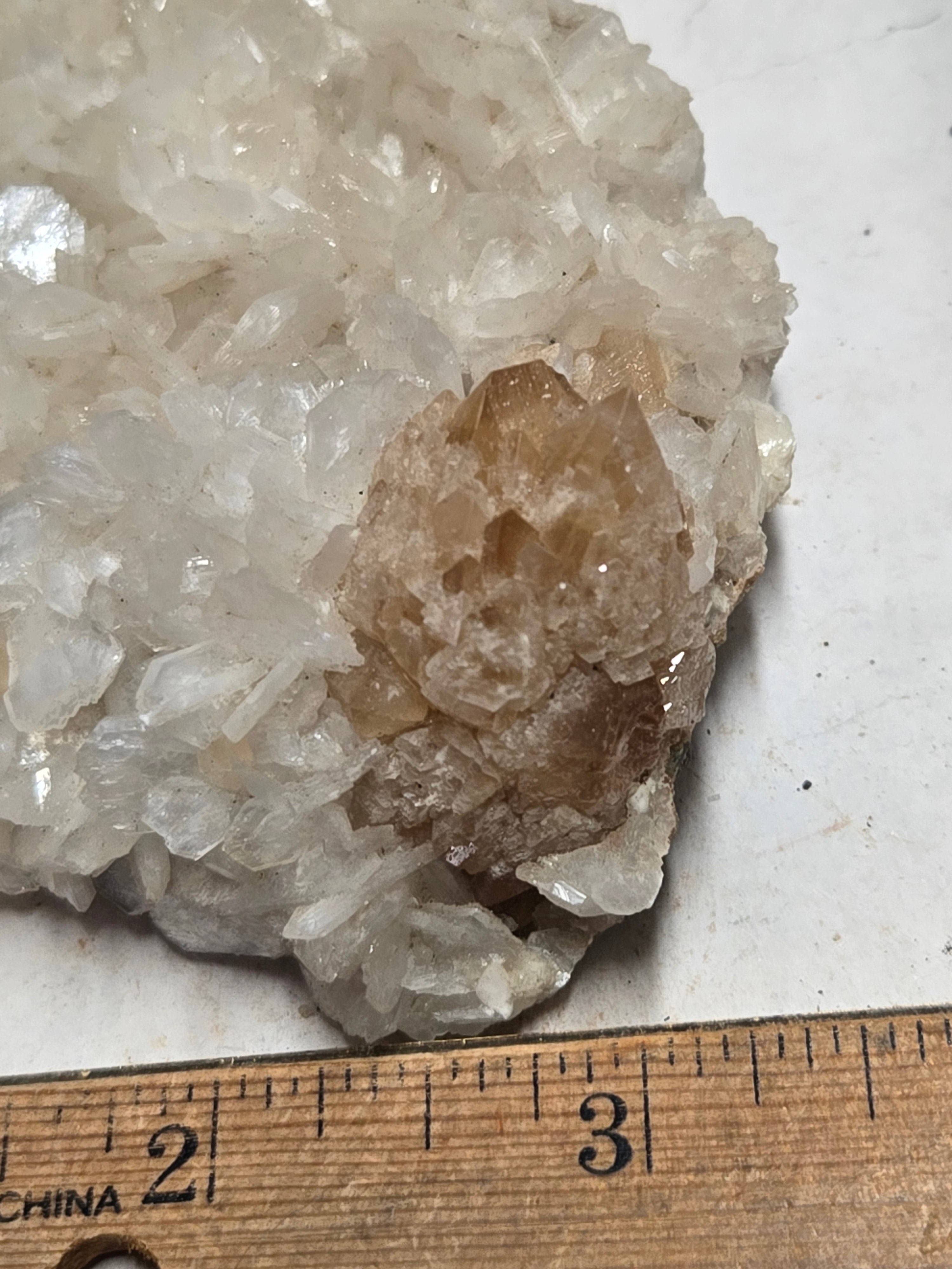 Powellite specimen