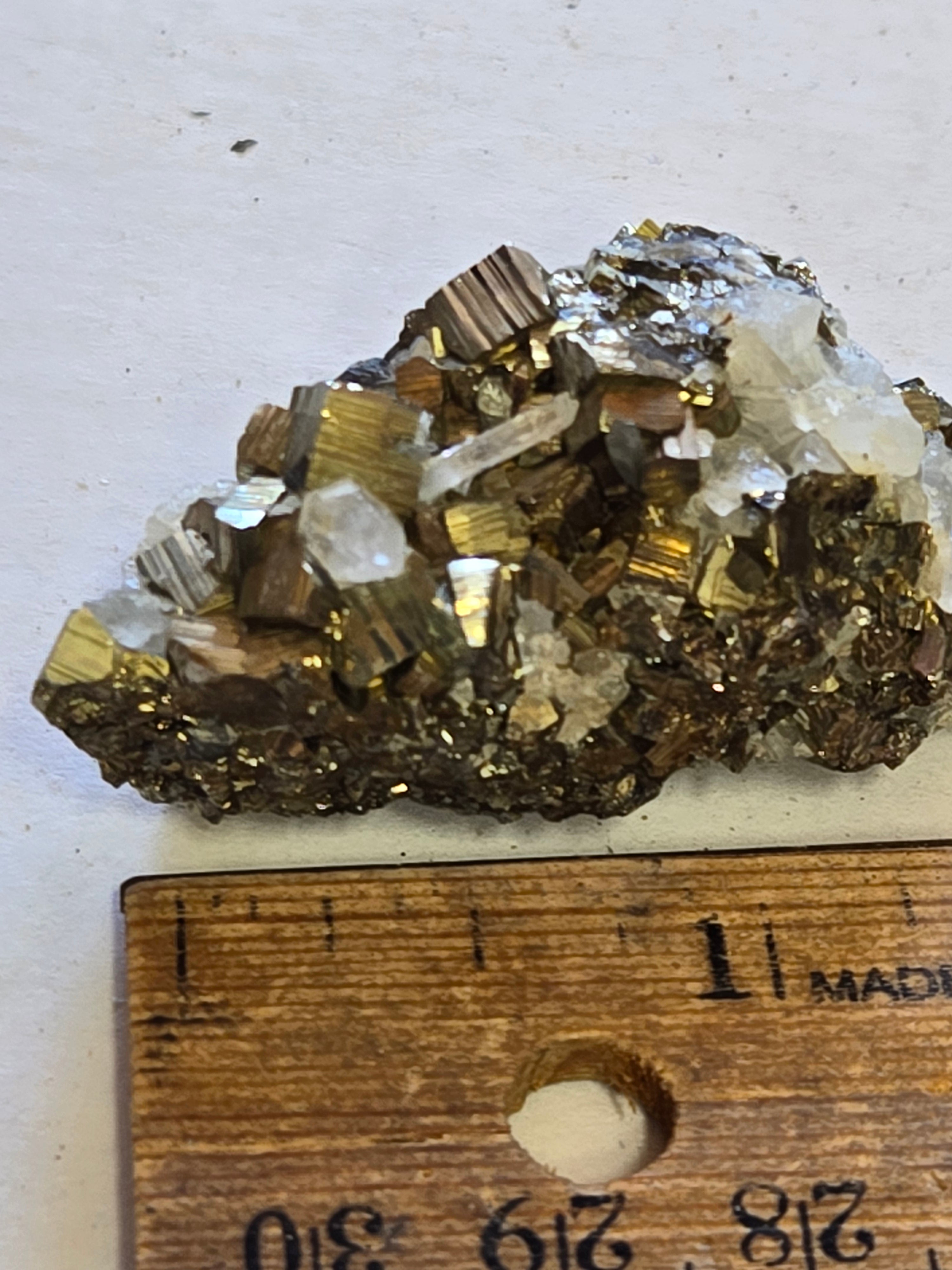 Pyrite w Quartz