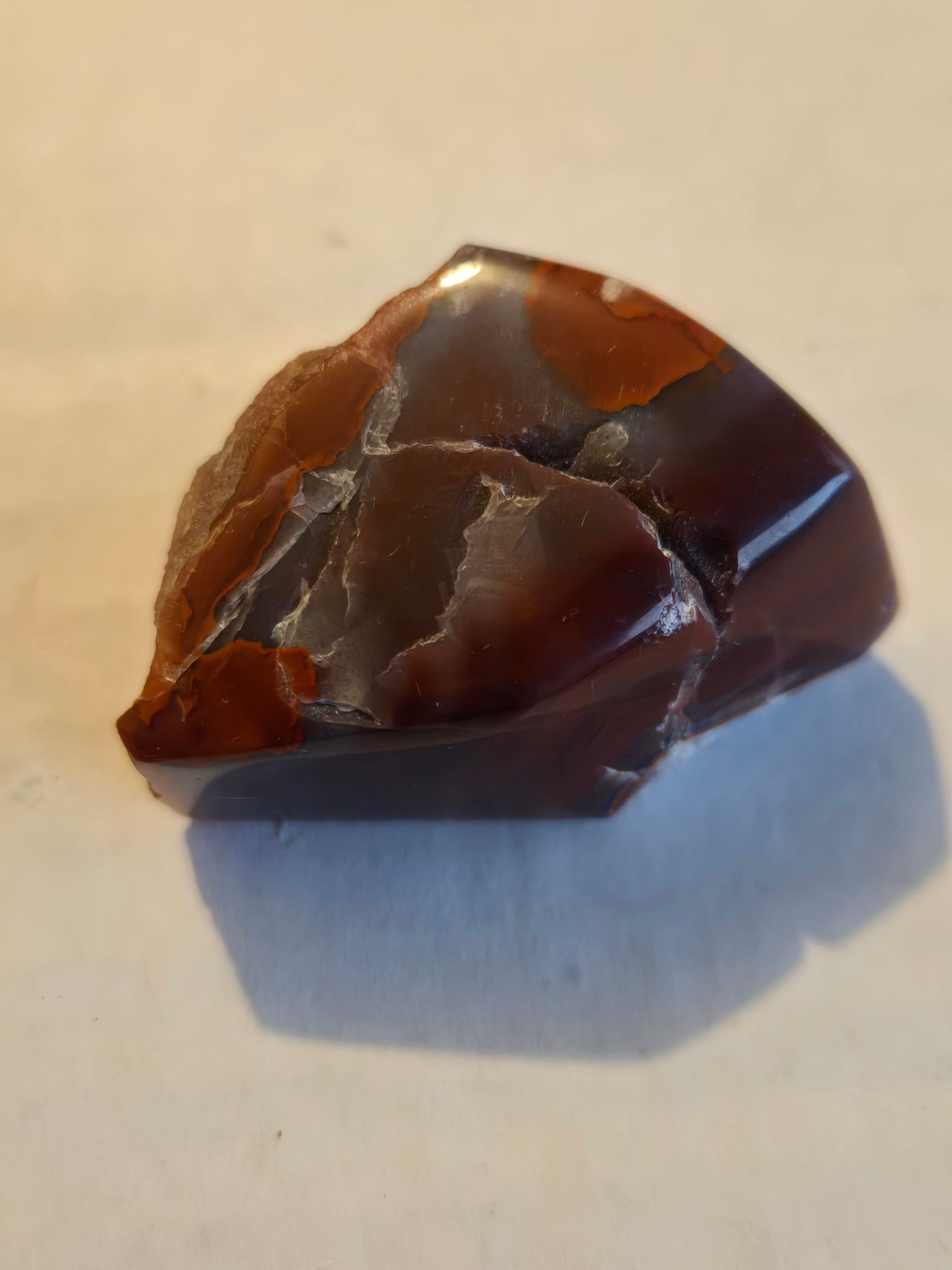 Red agate polished