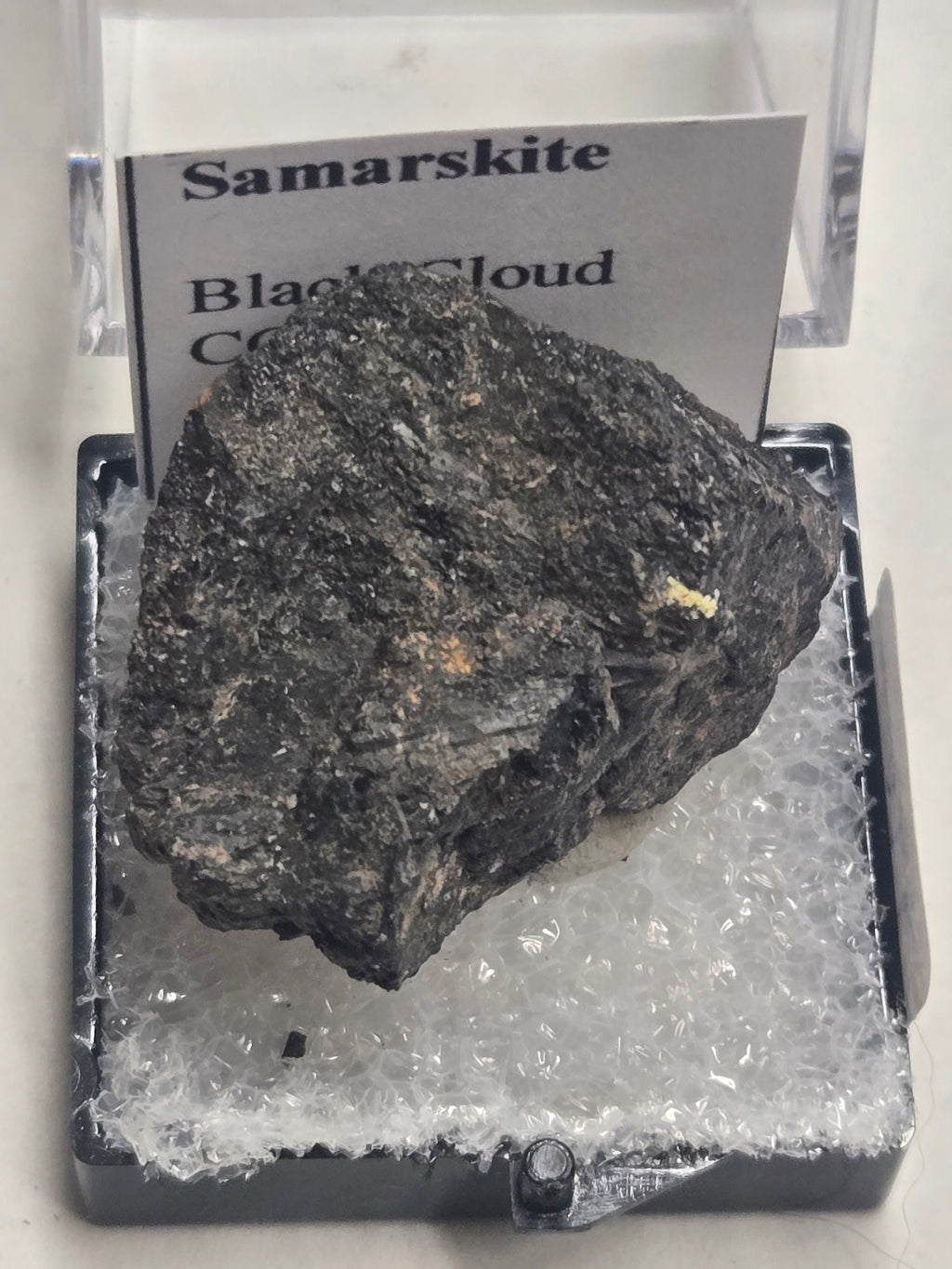 Samarskite