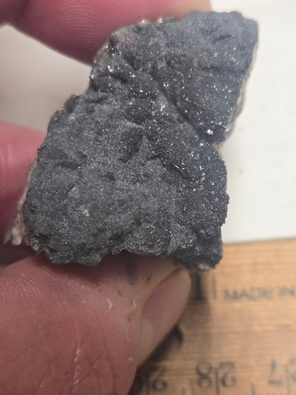 Boulangerite with arsenopyrite