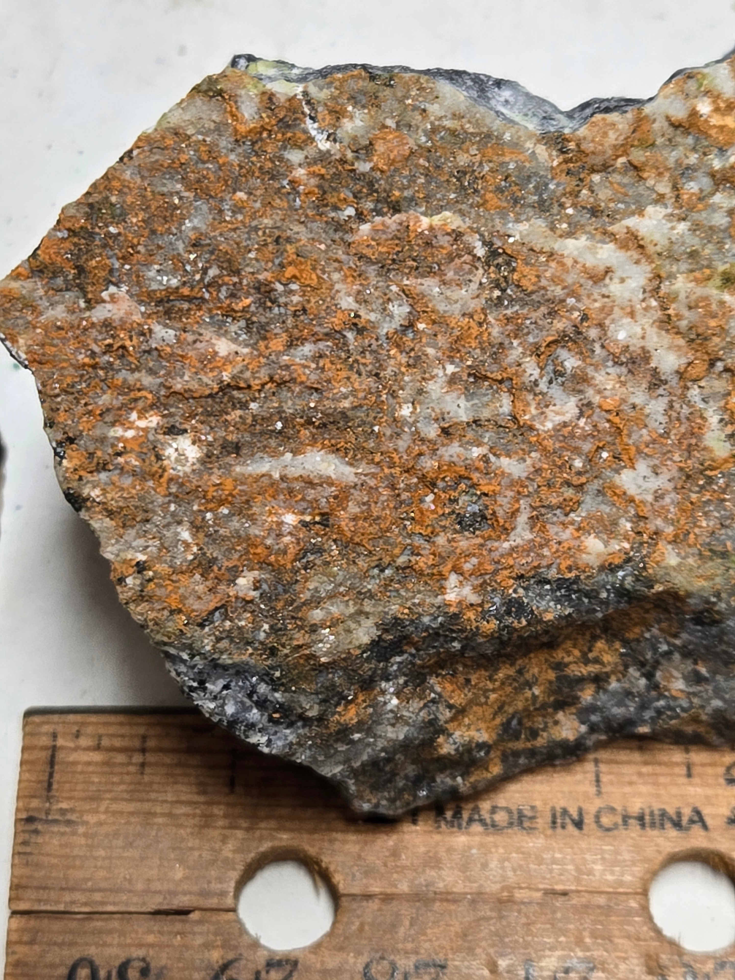 Pyroaurite