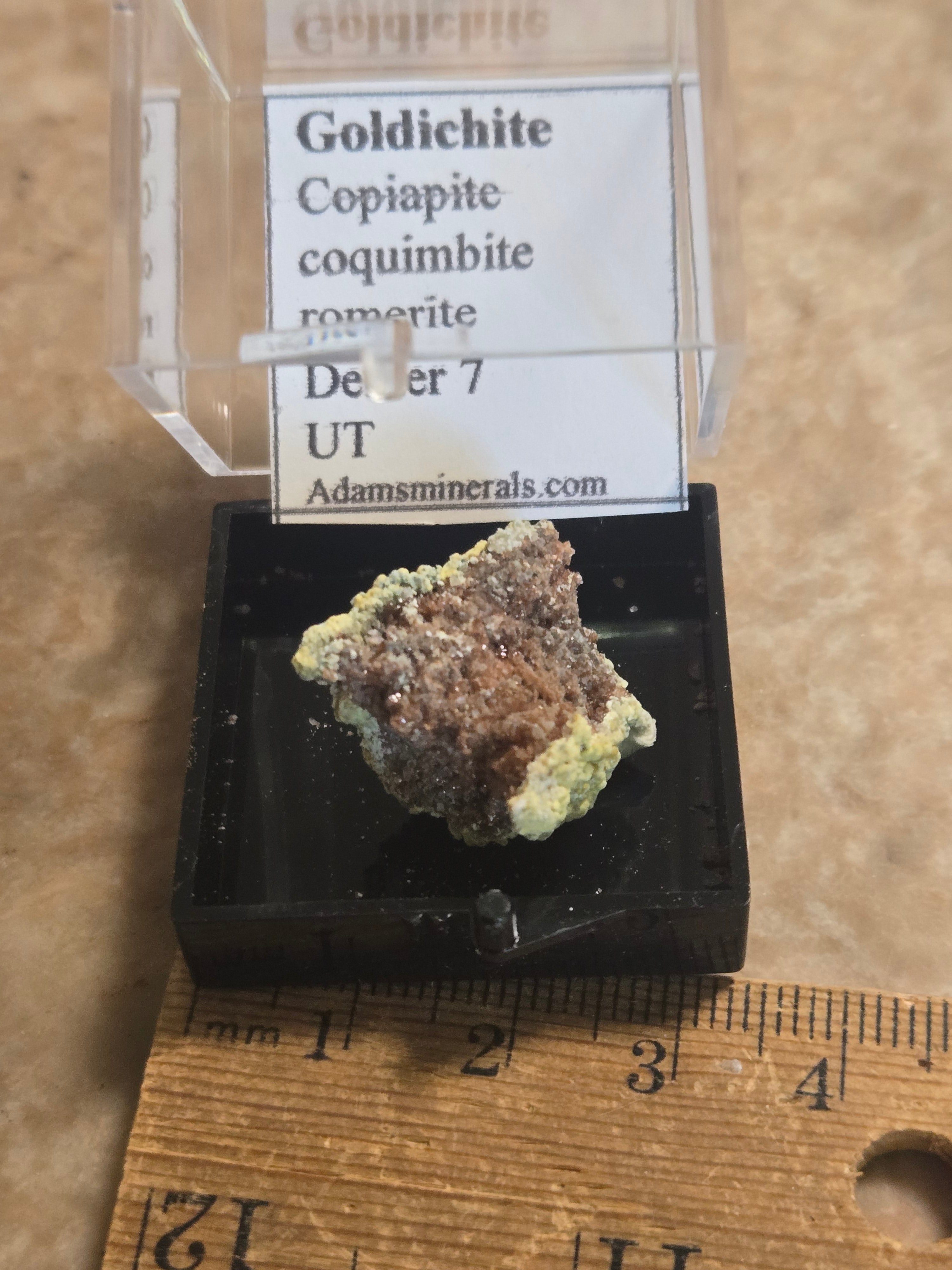 Goldichite copiapite coquimbite romerite