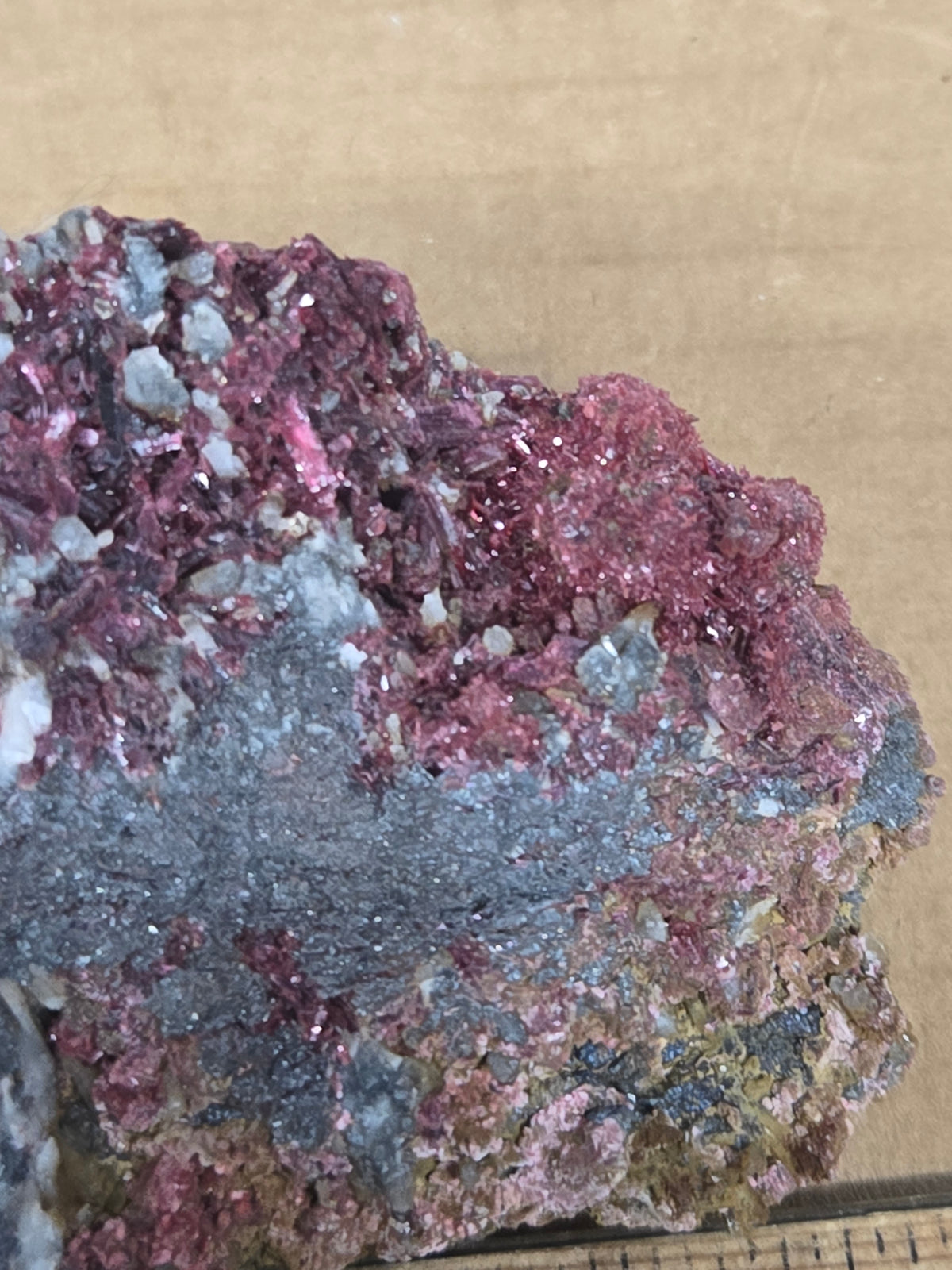 Erythrite