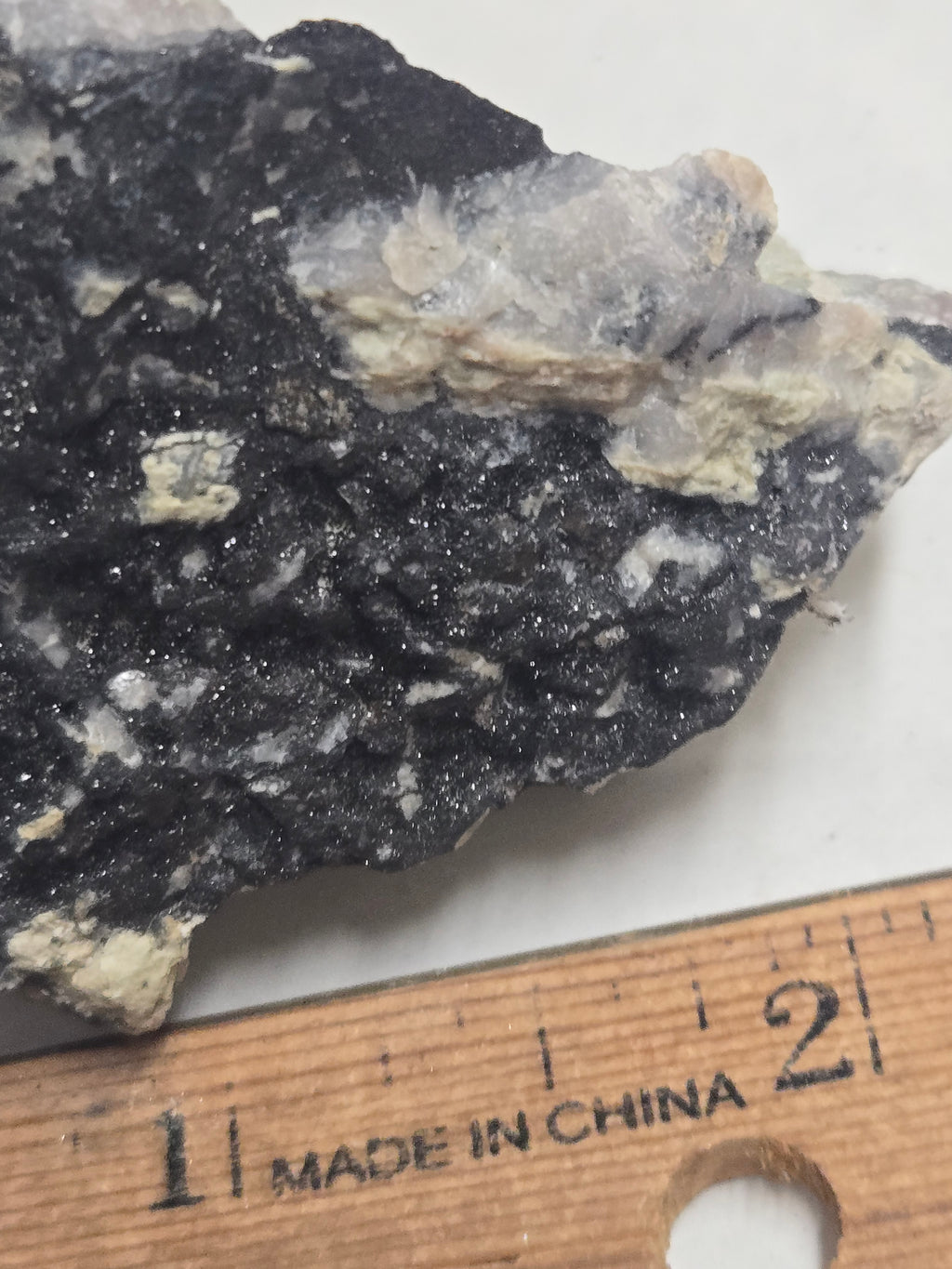 Ferberite specimen