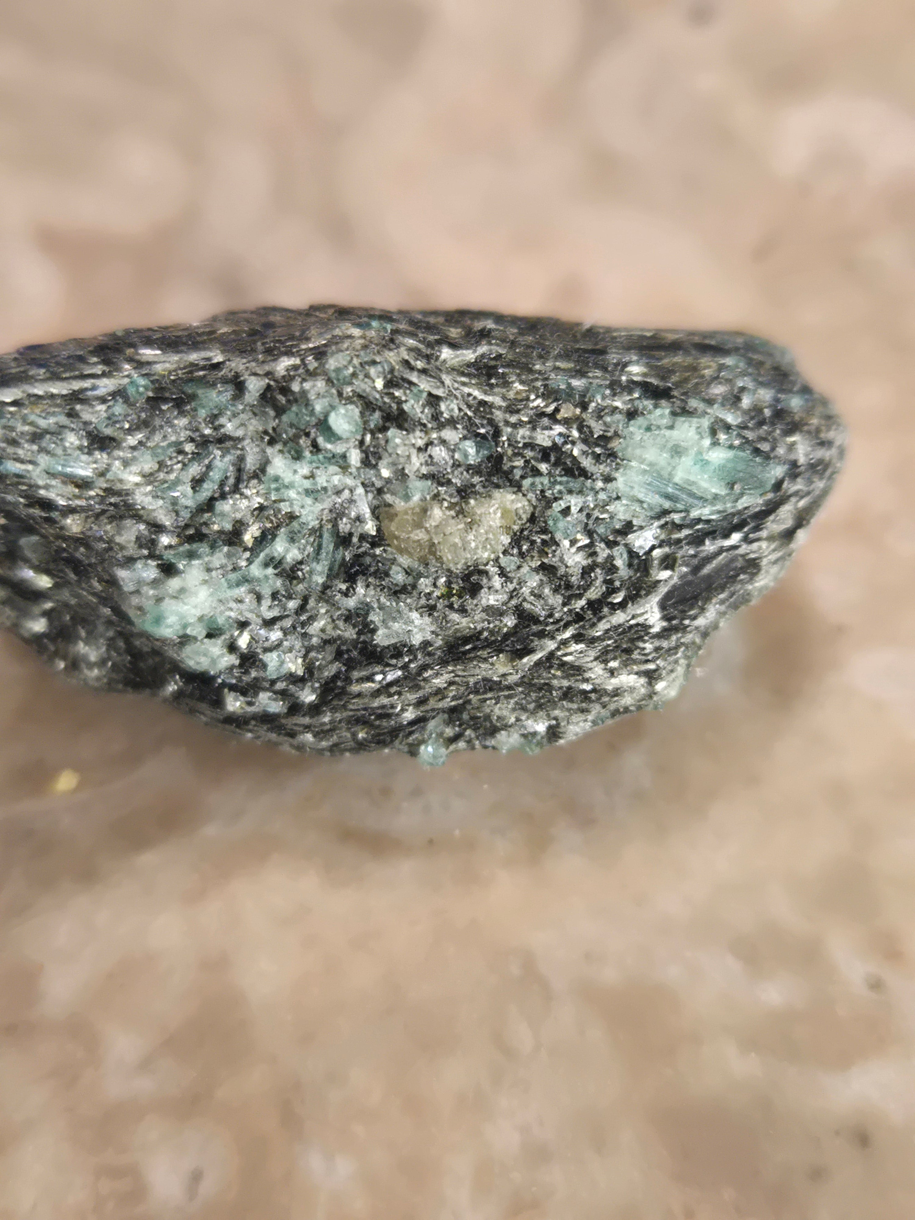 Emerald in schist