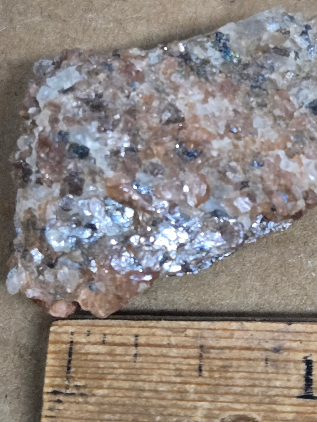 Bustamite