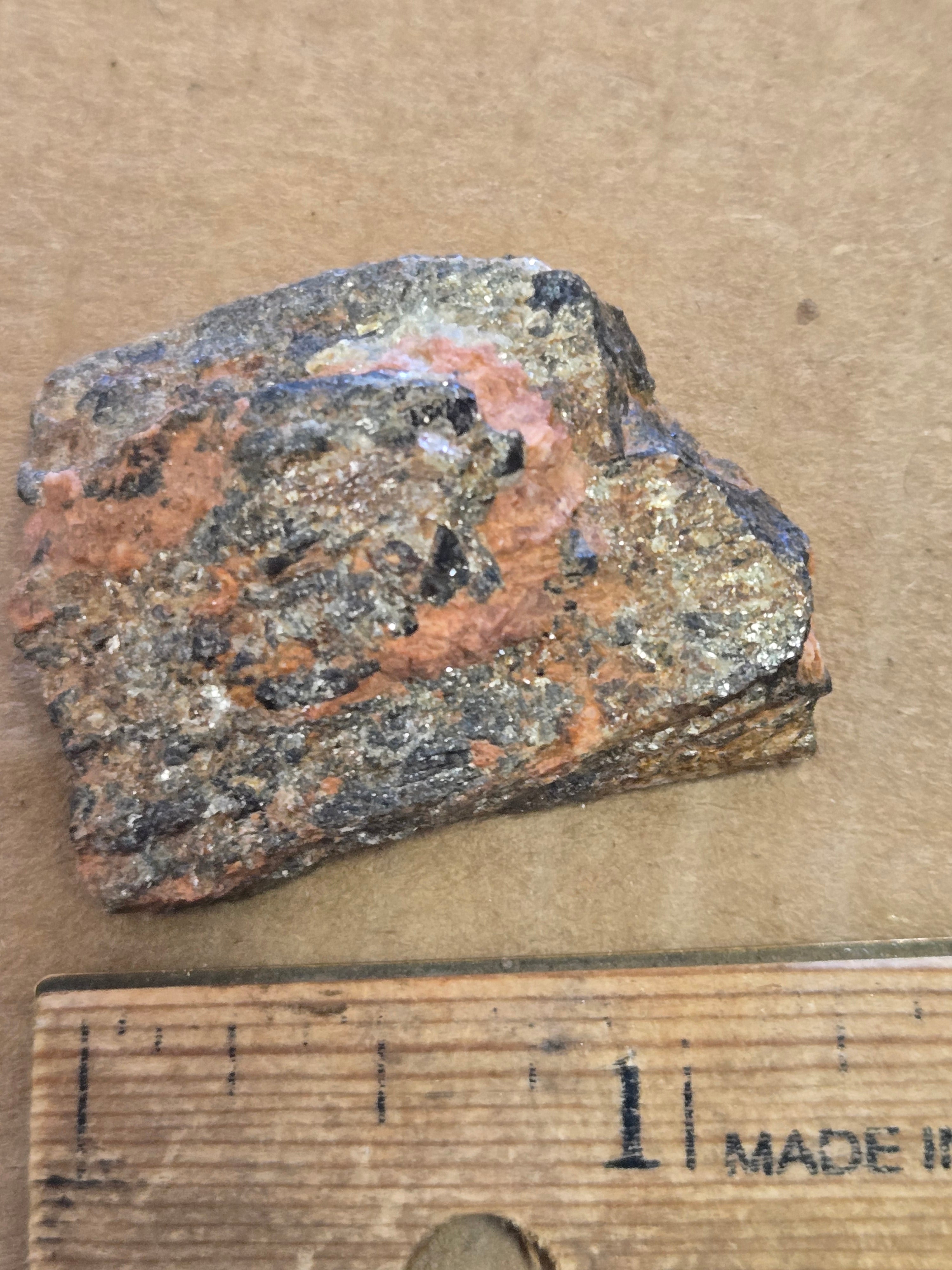 Columbite Mn w uranpyrochlore