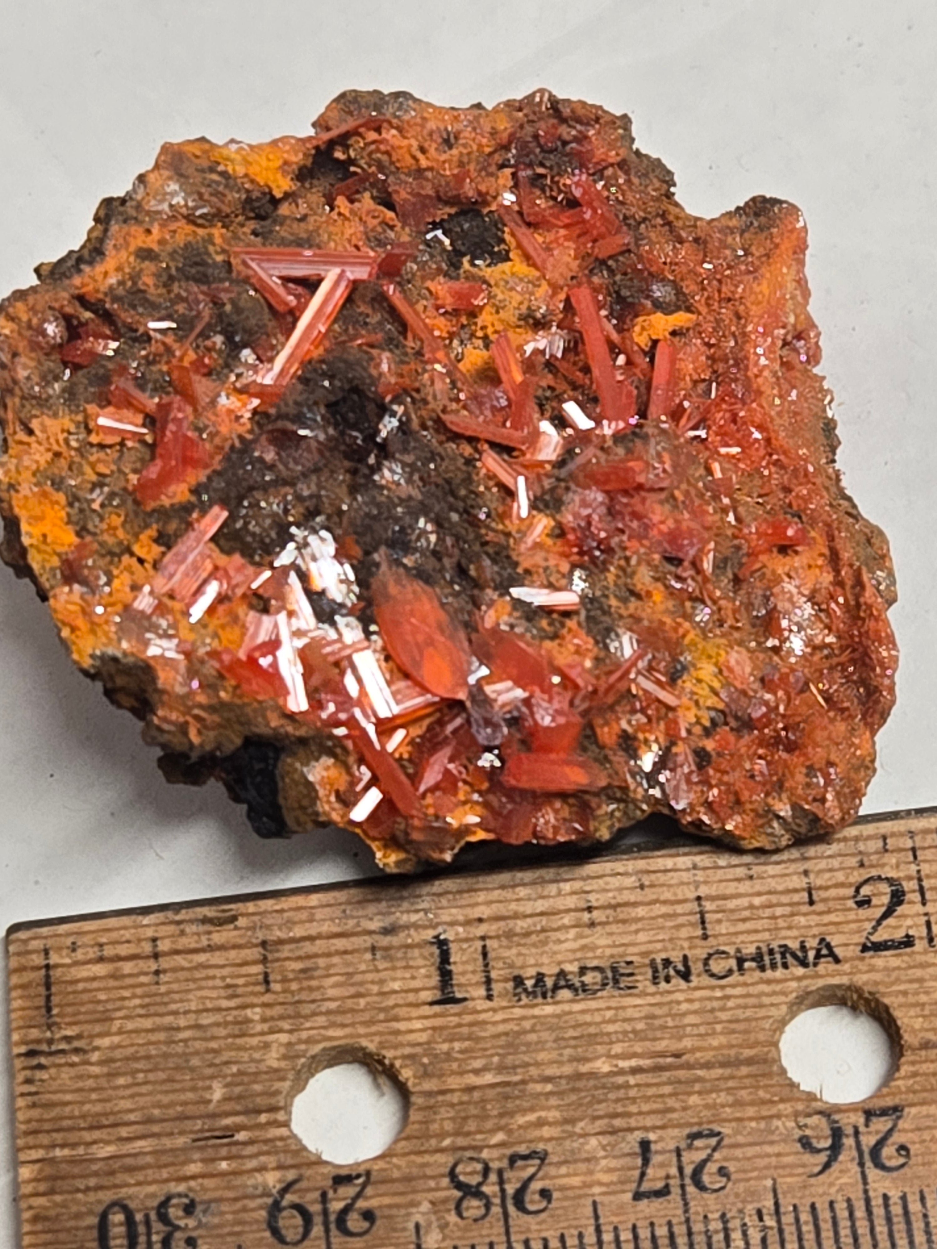 Crocoite specimen
