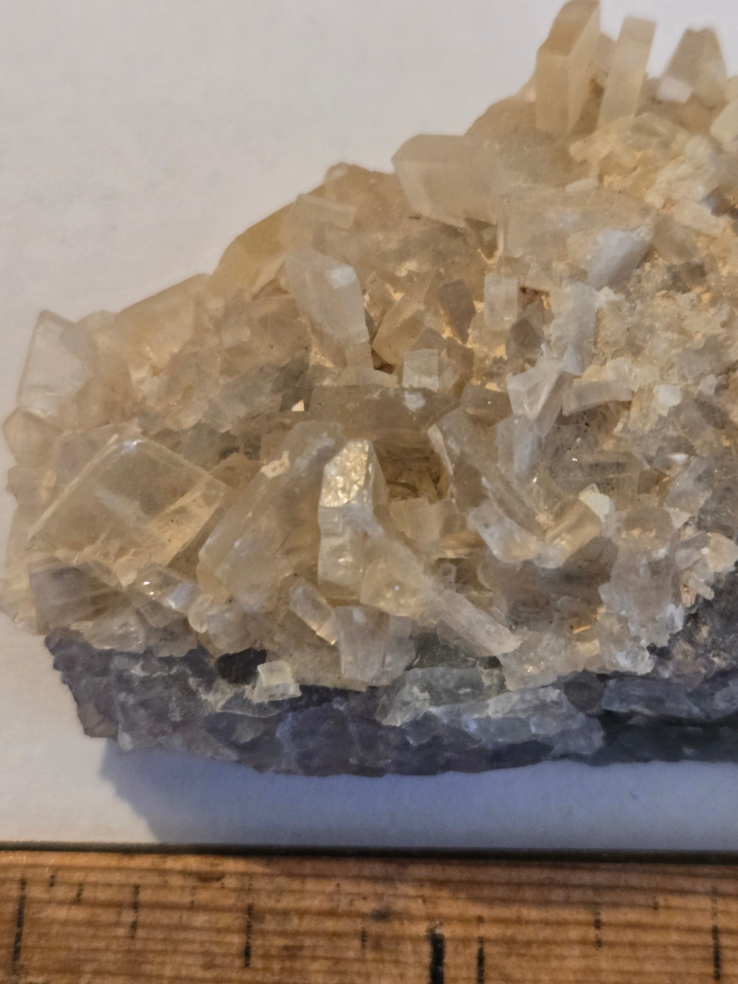Barite on fluorite