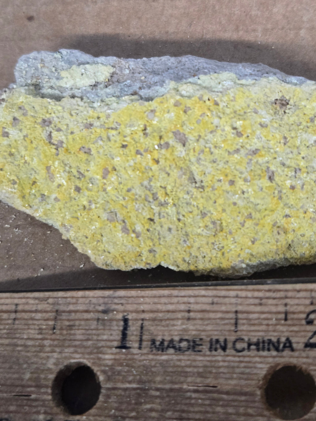 Metarossite with rossite